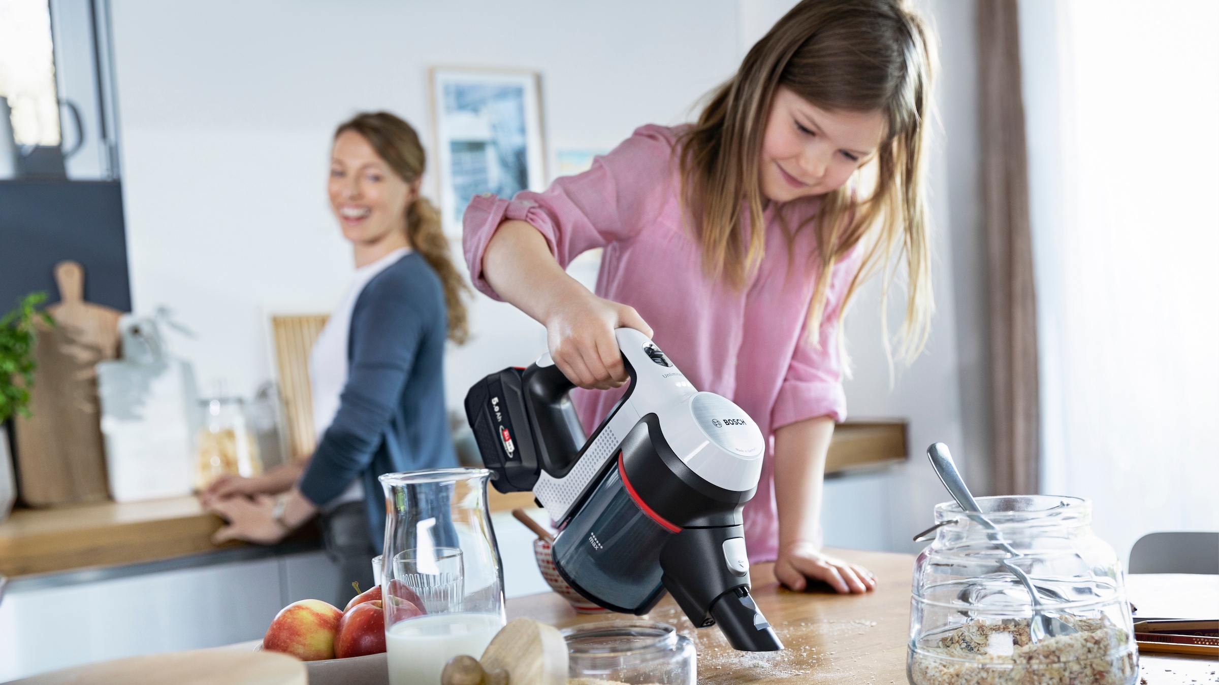 BOSCH Akku-Bodenstaubsauger »Unlimited 7 BSS715CARP/BSS715FRSH, 5.0 Ah Akku, Knickrohr« 10 Jahre Motorgarantie, Schnellladegerät, Made in Germany