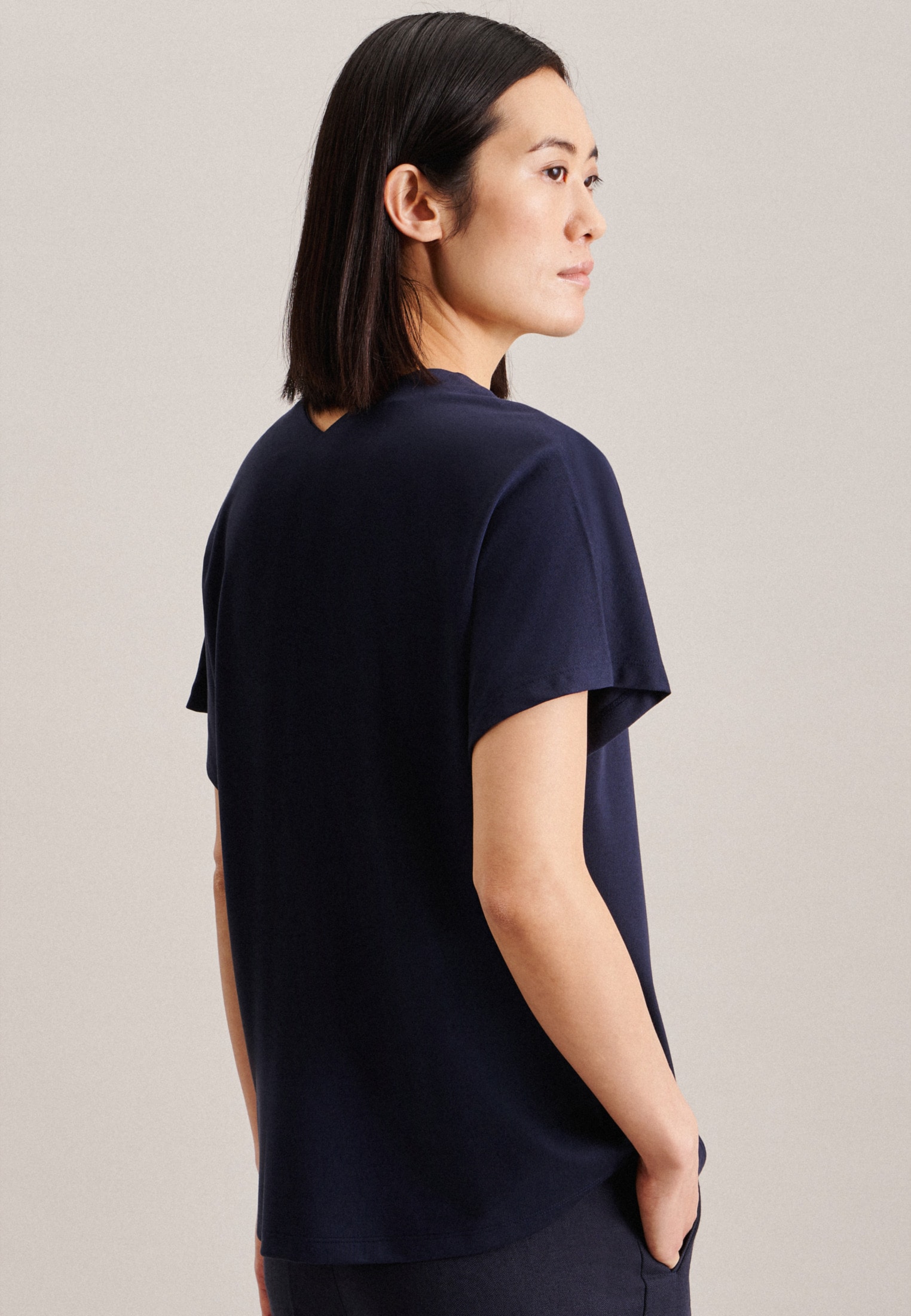 seidensticker Shirtbluse »Schwarze Rose«, Kurzarm V-Neck Uni