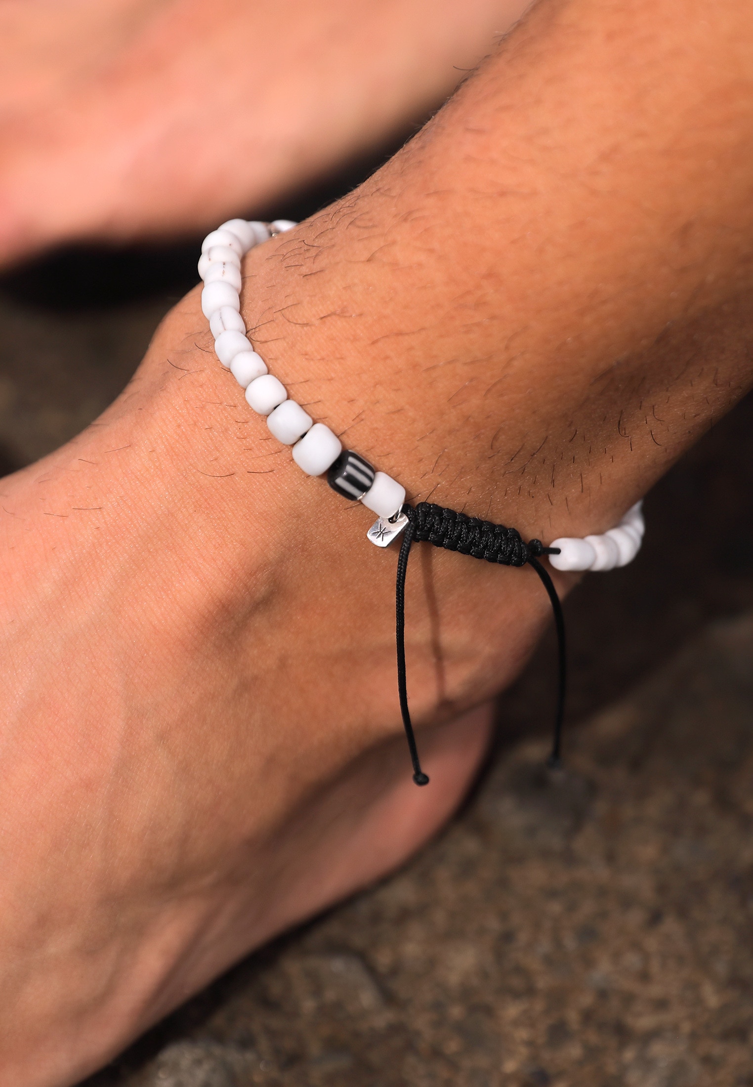 Kuzzoi Fußkette »Fußschmuck Herren Heishi Glas Beads Textilband 925 Silber«