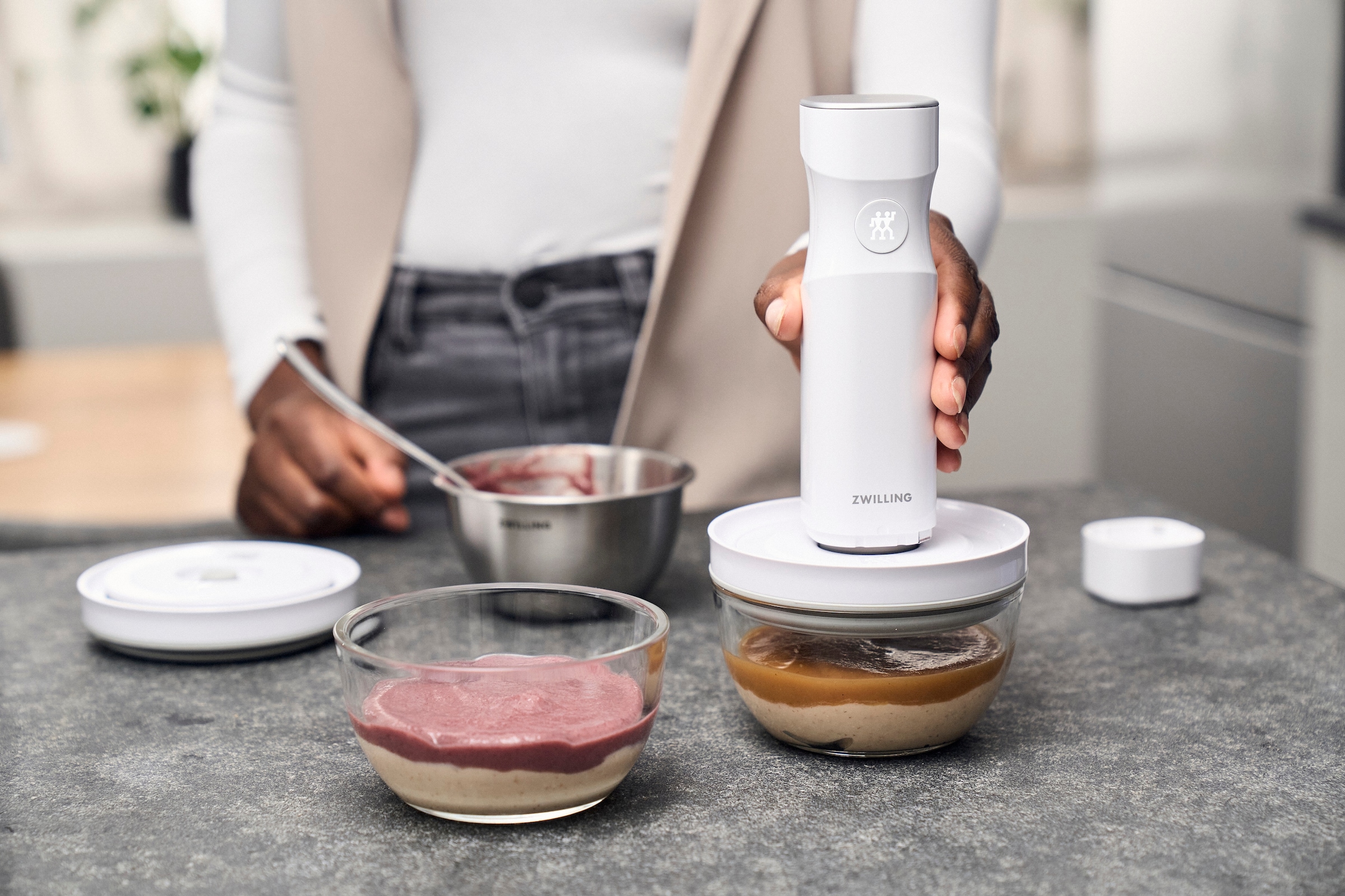 Zwilling Aufbewahrungsschüssel »Fresh & Save BOWLS«, (2 tlg., Schüssel inkl. Deckel), Vakuumschüssel S / 12 cm, Glas