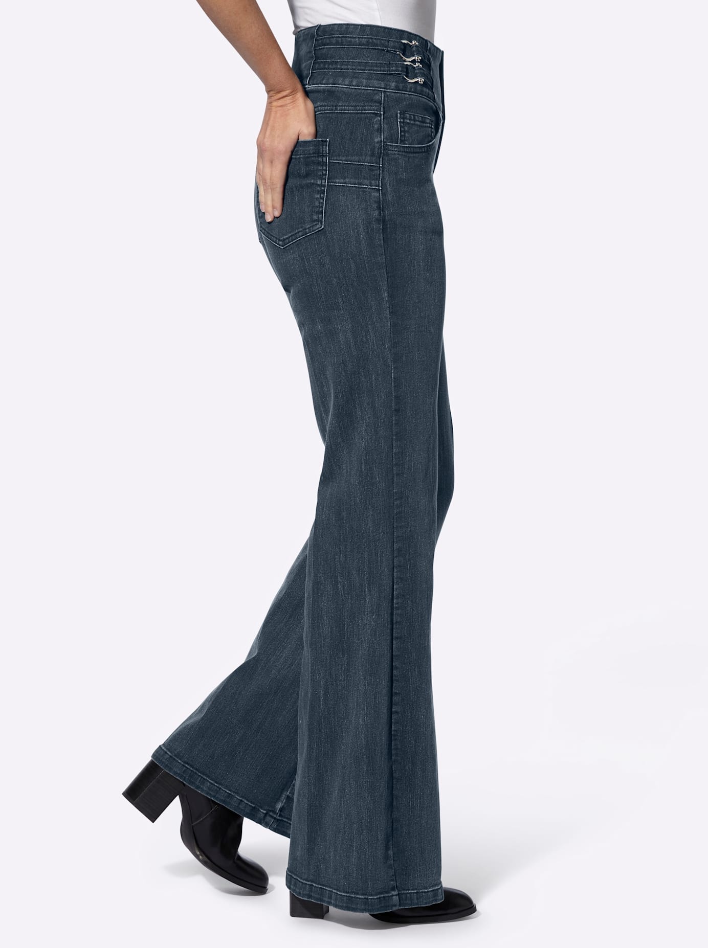 heine Bootcut-Jeans 1