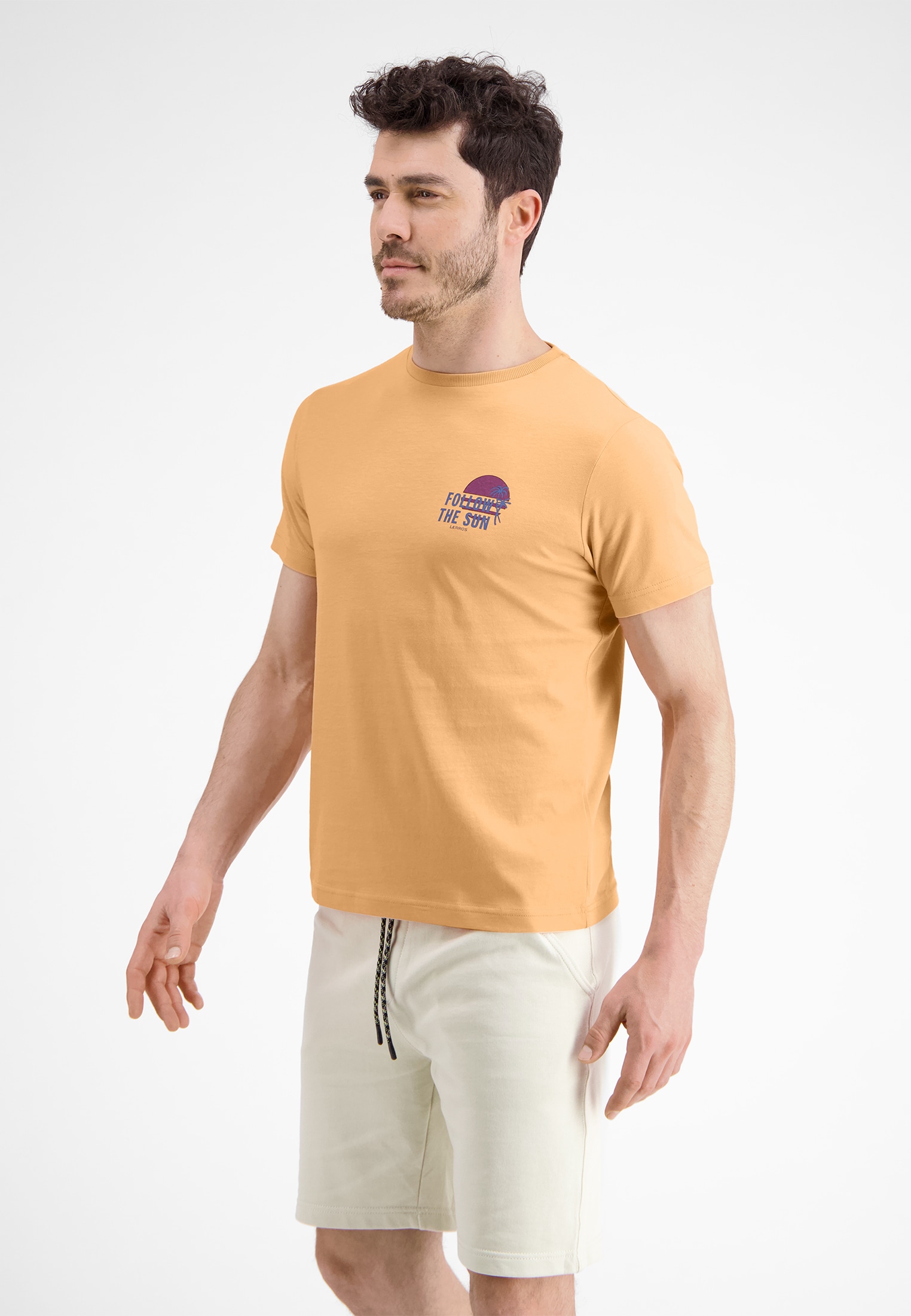 LERROS T-Shirt »LERROS T-Shirt mit Brustprint *Follow the sun*«