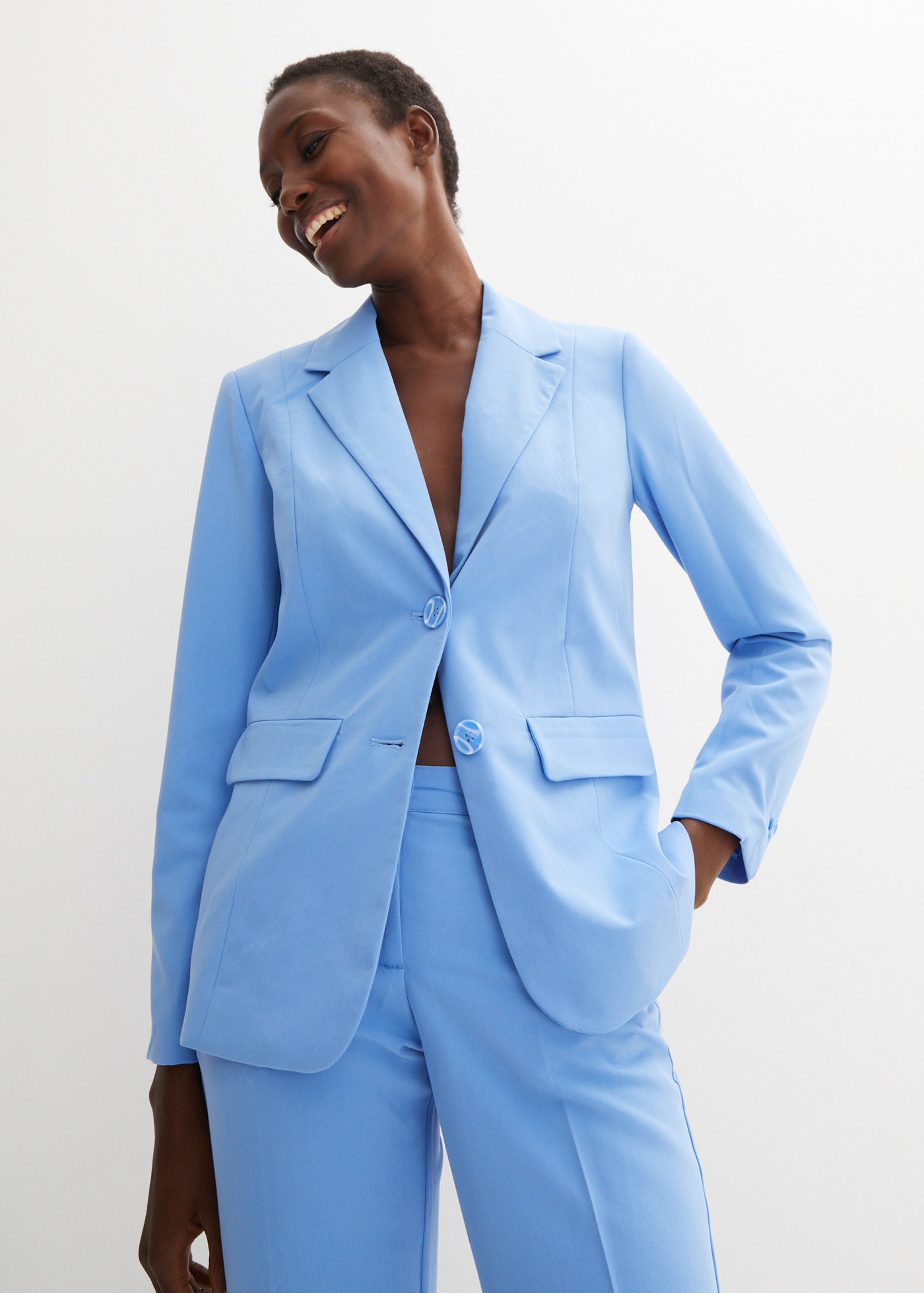 bonprix Hosenanzug »Hosenanzug 2-tlg« Set, 2 tlg. regular fit Regular Fit, mit Elasthan-Anteil, verschiedene Konfektionsgrößen
