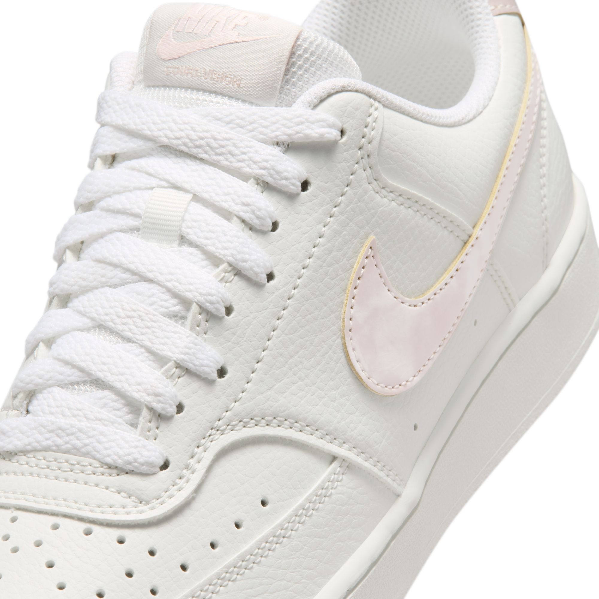 Nike Sportswear Sneaker »Court Vision Low SE«