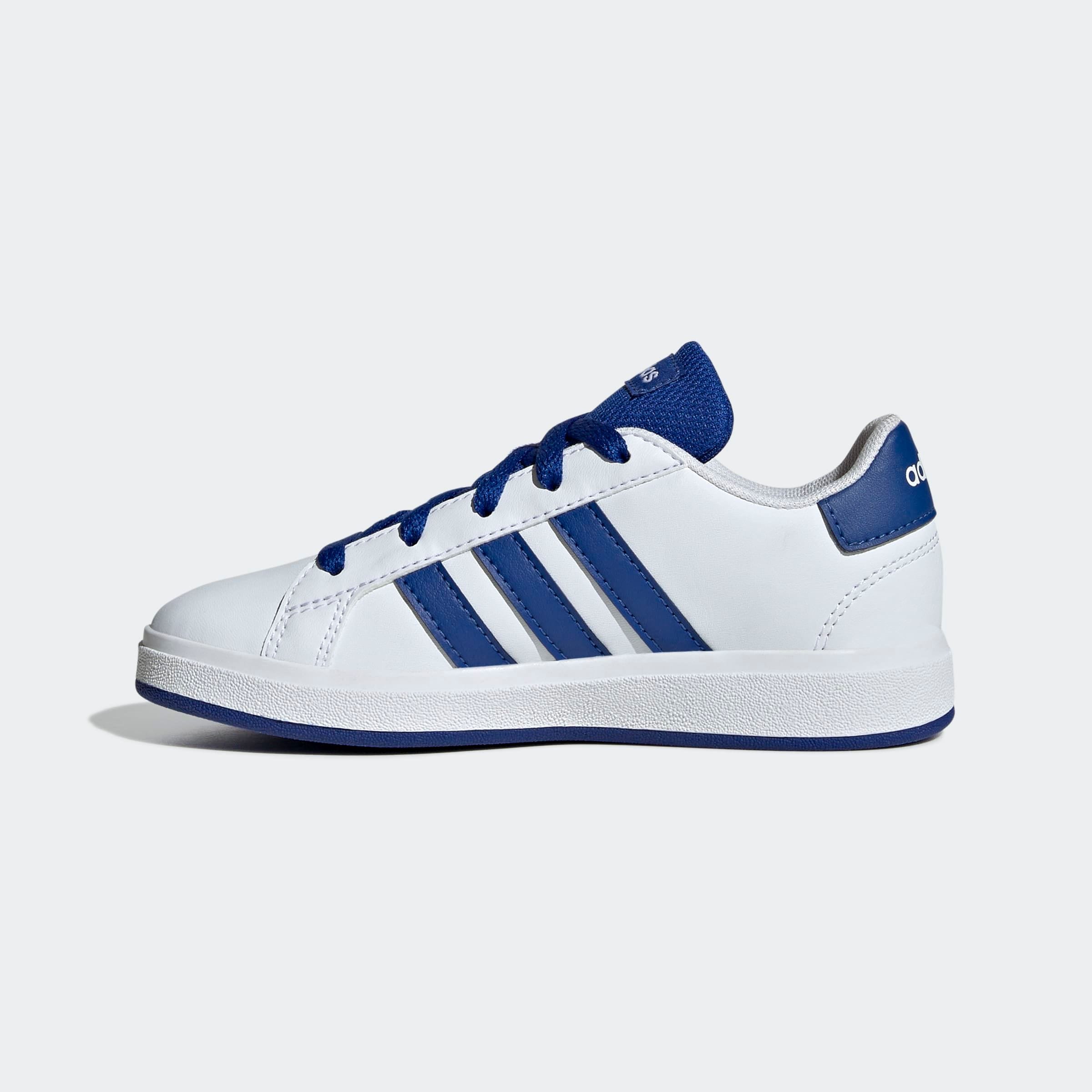 adidas Sportswear Sneaker »GRAND COURT LIFESTYLE TENNIS LACE-UP«, Design auf den Spuren des adidas Superstar