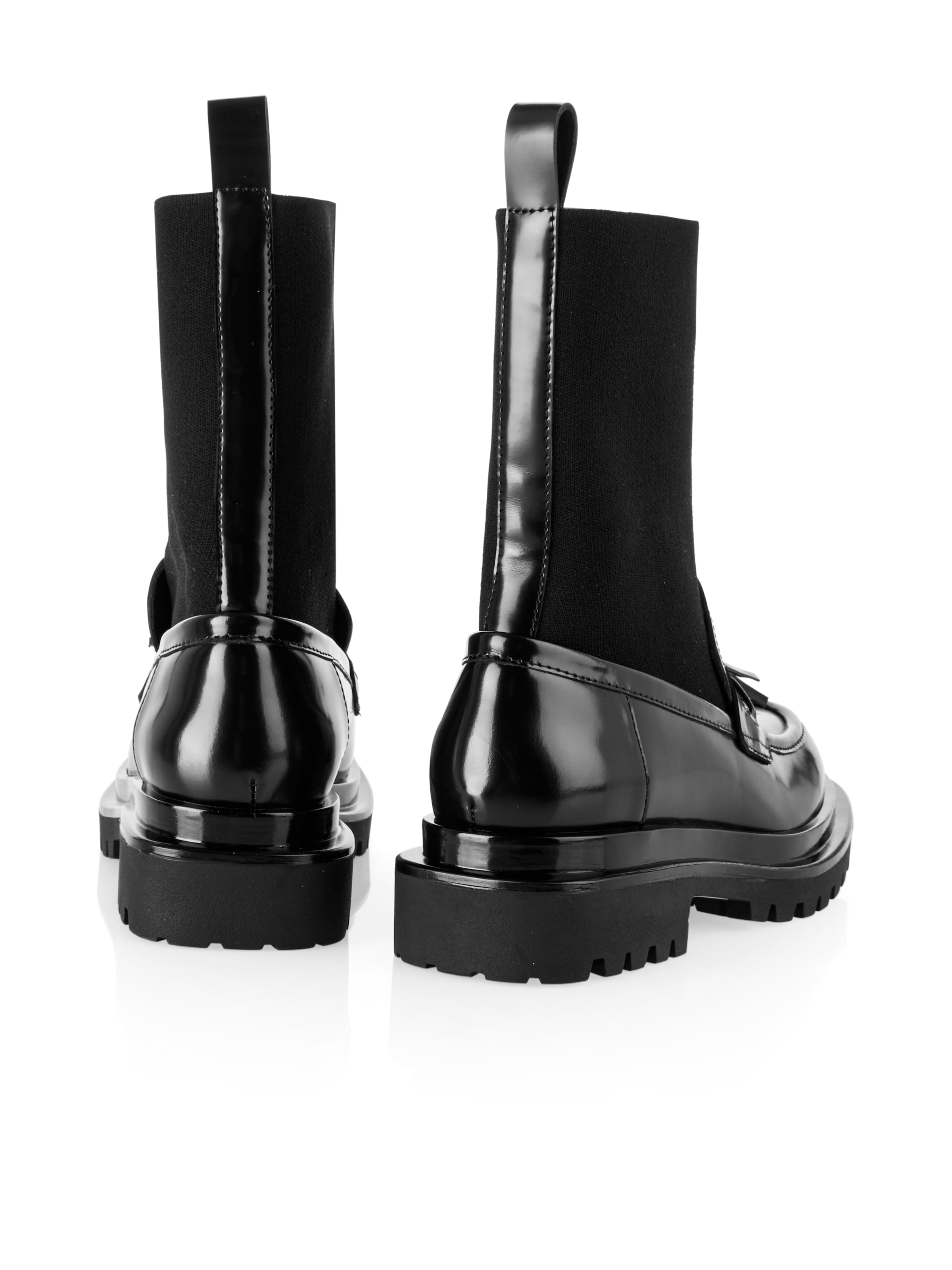 Marc Cain Stiefelette »Collections Feminine Rigour«, Plateauboot, Schlupfstiefel mit Zierquaste