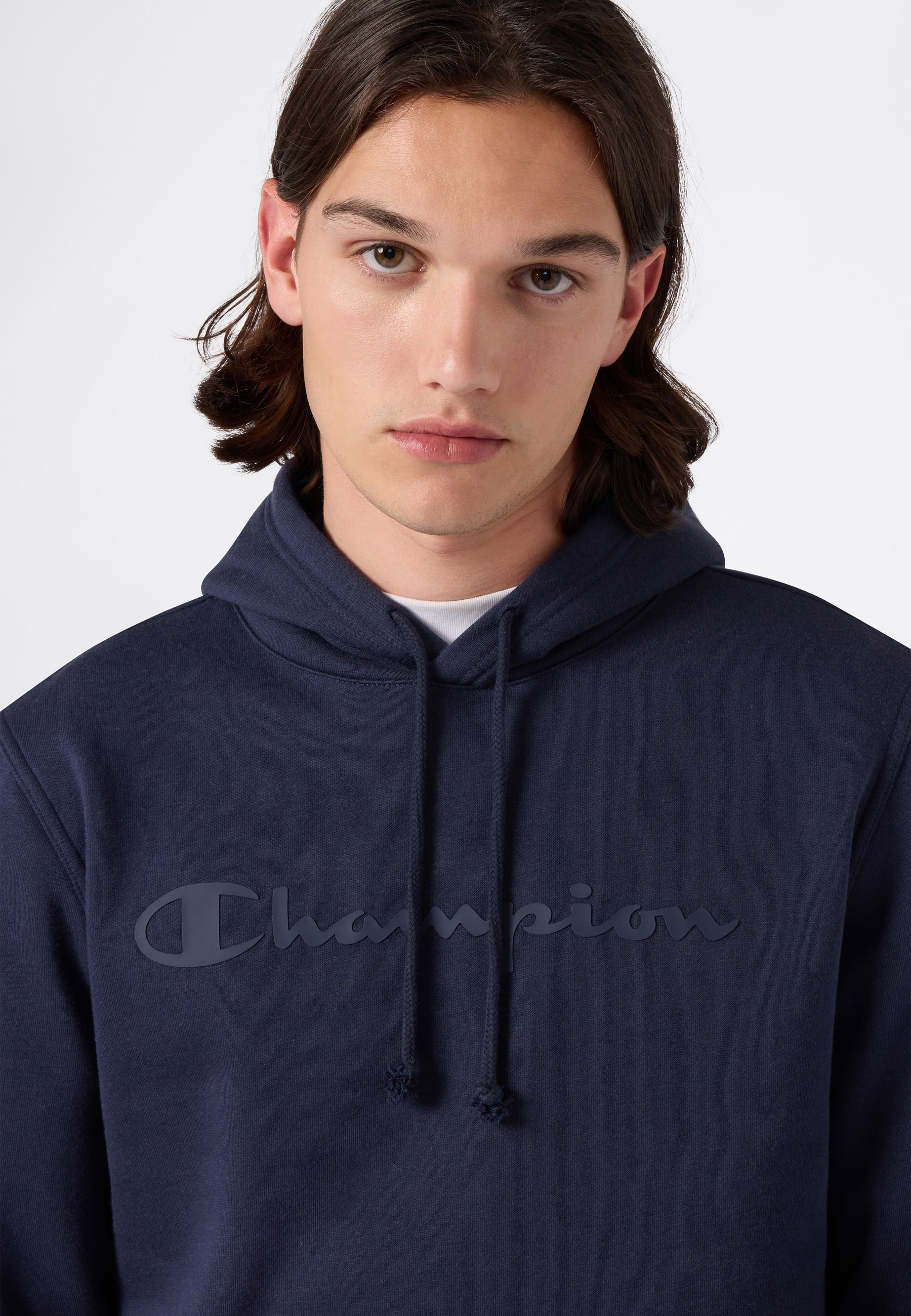 Champion Kapuzensweatshirt »SPORTWEAR HOODIE Standard Fit«, Langarm-Ausführung, aus Baumwolle und Polyester, Standard Fit
