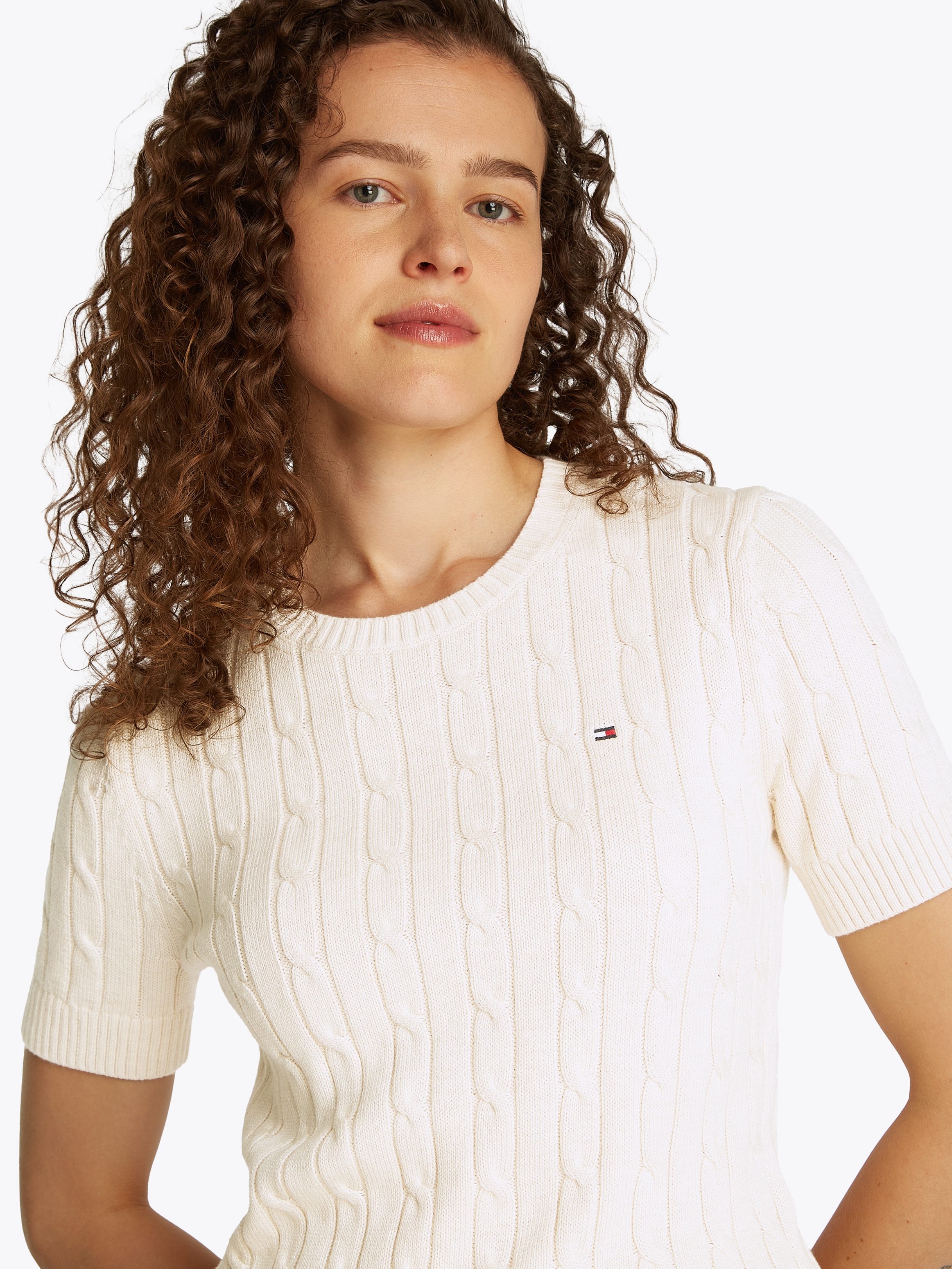 Tommy Hilfiger Kurzarmpullover »1985 CO MINI CABLE C-NK SS SWT«, in tollem Strickmuster