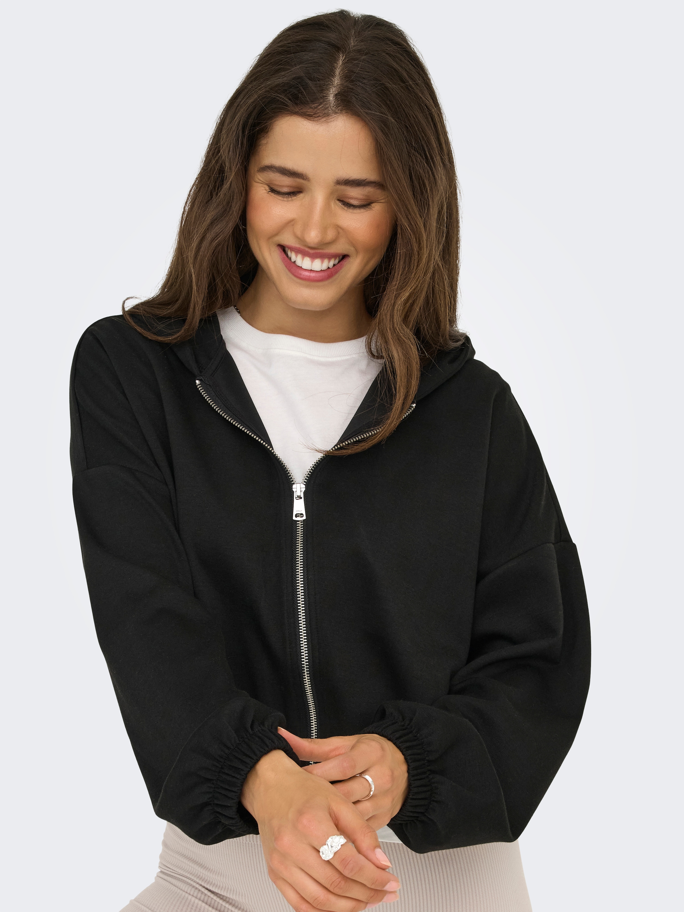 ONLY Kapuzensweatshirt »ONLSCARLETT LS ELASTIC ZIP HOOD SWT NOOS«