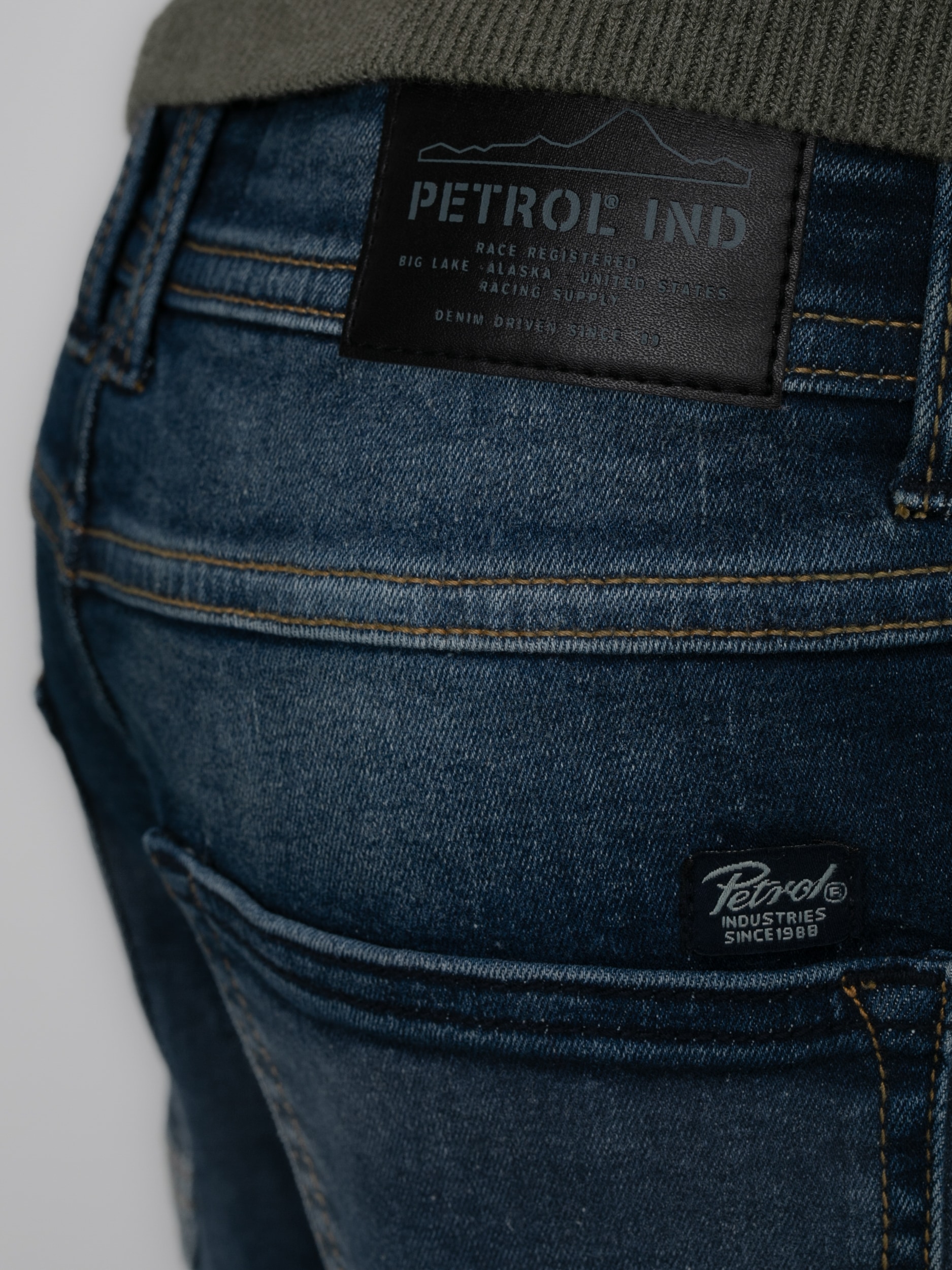 Petrol Industries Straight-Jeans, mit Washed-Optik