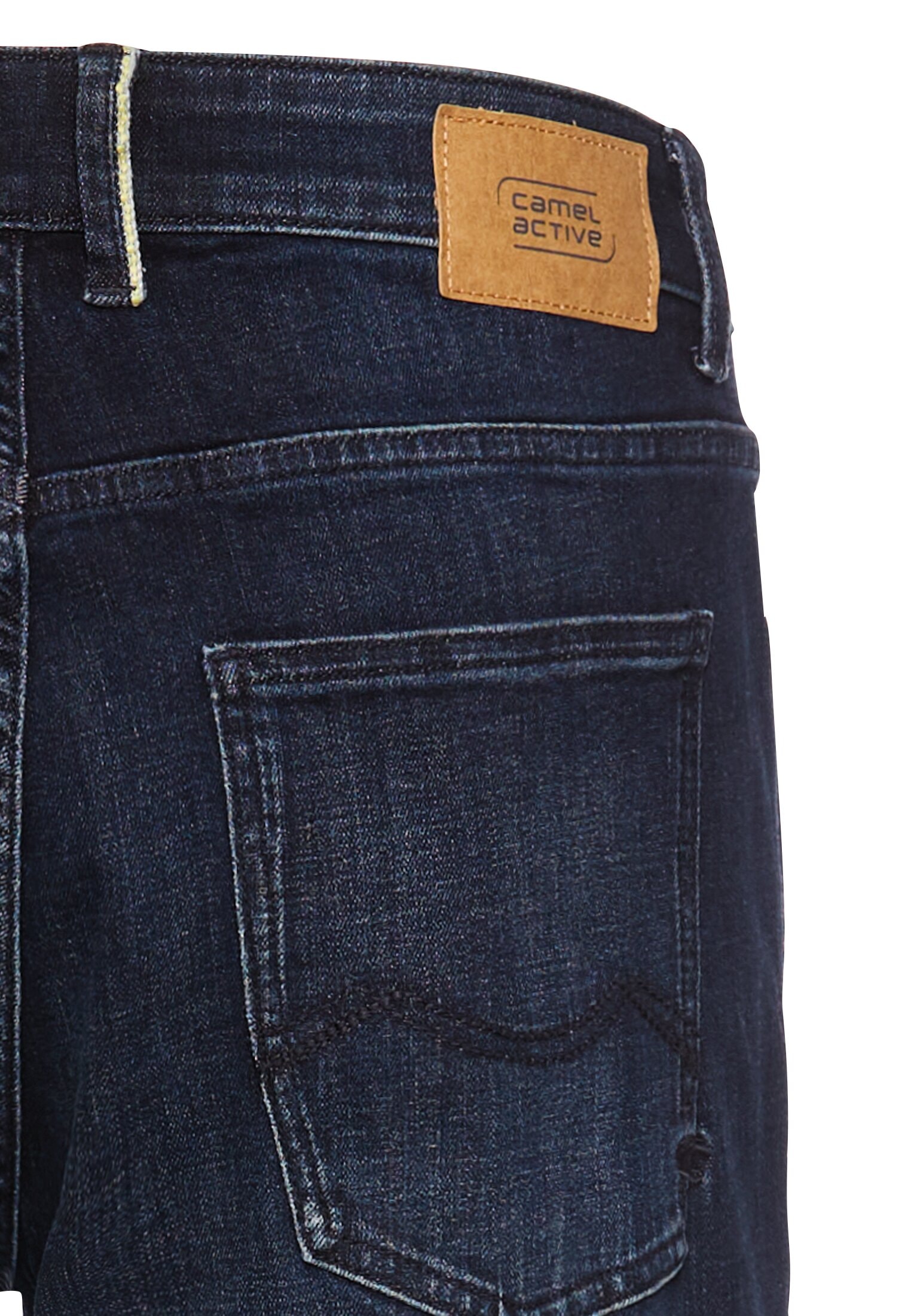 camel active Regular-fit-Jeans, mit Leder-Badge