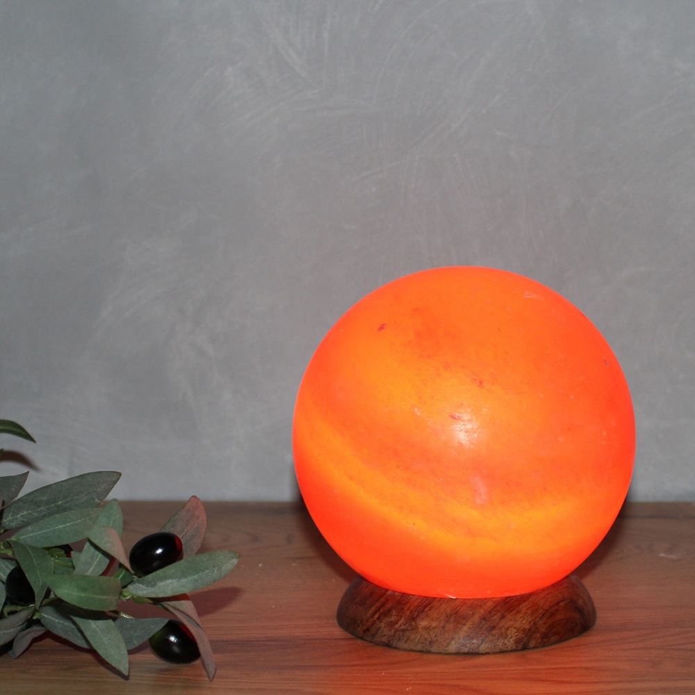 HIMALAYA SALT DREAMS Salzkristall-Tischlampe »USB-Ball«, Leuchtmittel LED-Board | LED wechselbar, Handgefertigt aus Salzkristall - jeder Stein ein Unikat