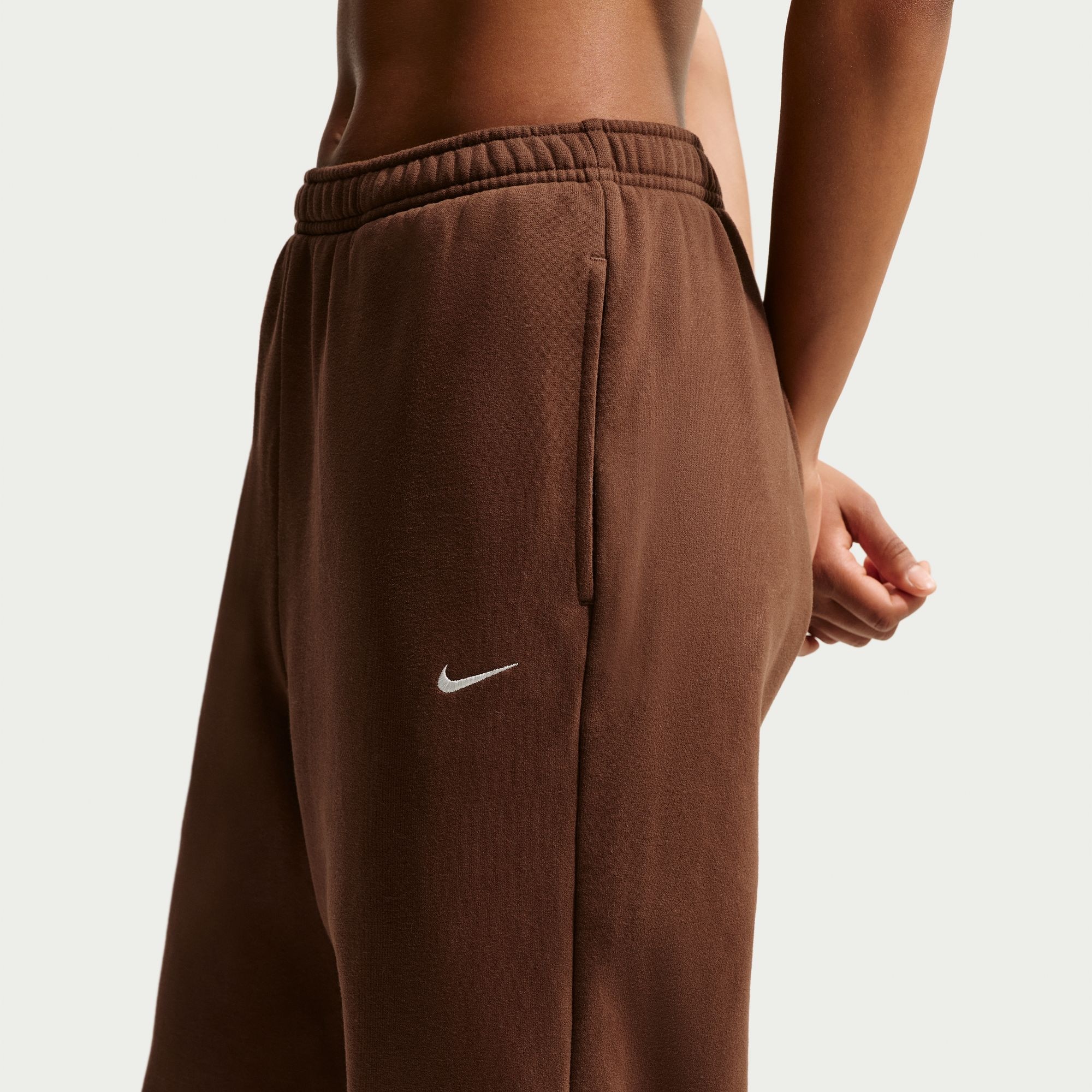 Nike Sportswear Sporthose »W NK STDO FLC MW HR OS CFF PNT«  mit elastischem Bund, aus Baumwolle und Polyester, Basic Passform