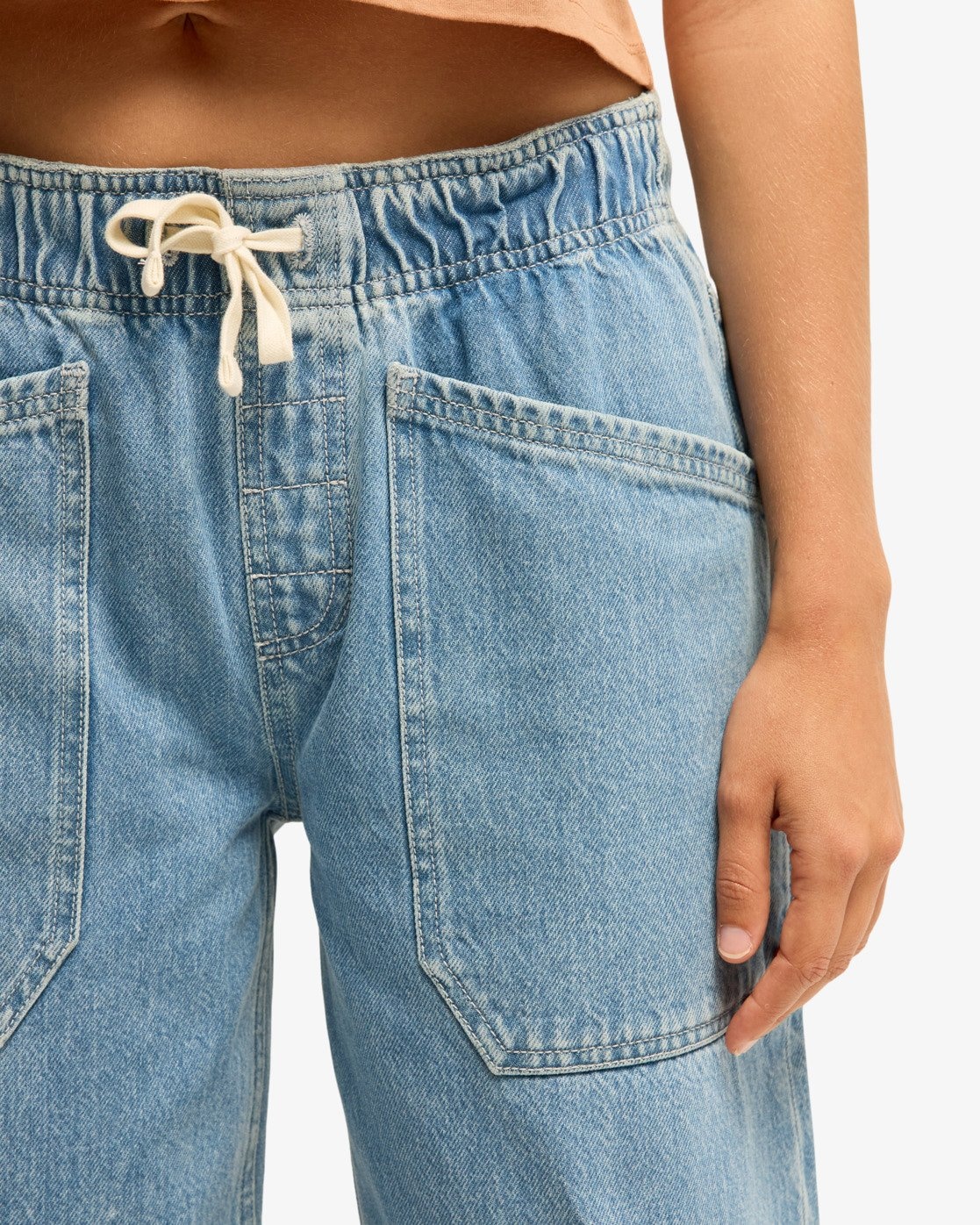 Billabong Gerade Jeans »ZONTE DENIM« mit normal-weiter Passform, aus Baumwolle, atmungsaktiv