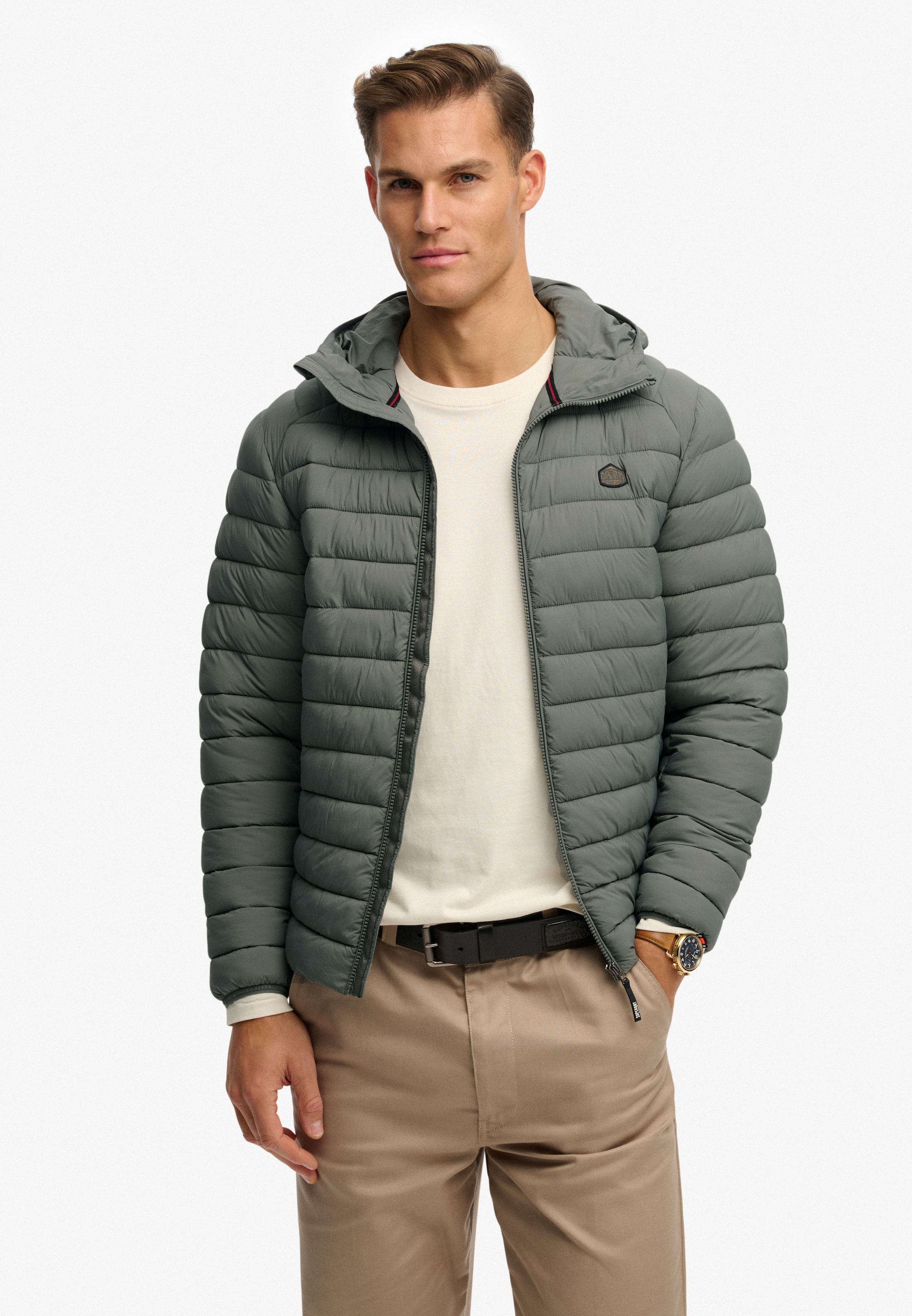 Superdry Steppjacke »Hooded Fuji Lite Jacket« mit Kapuze slim fit Form, mit Kapuze
