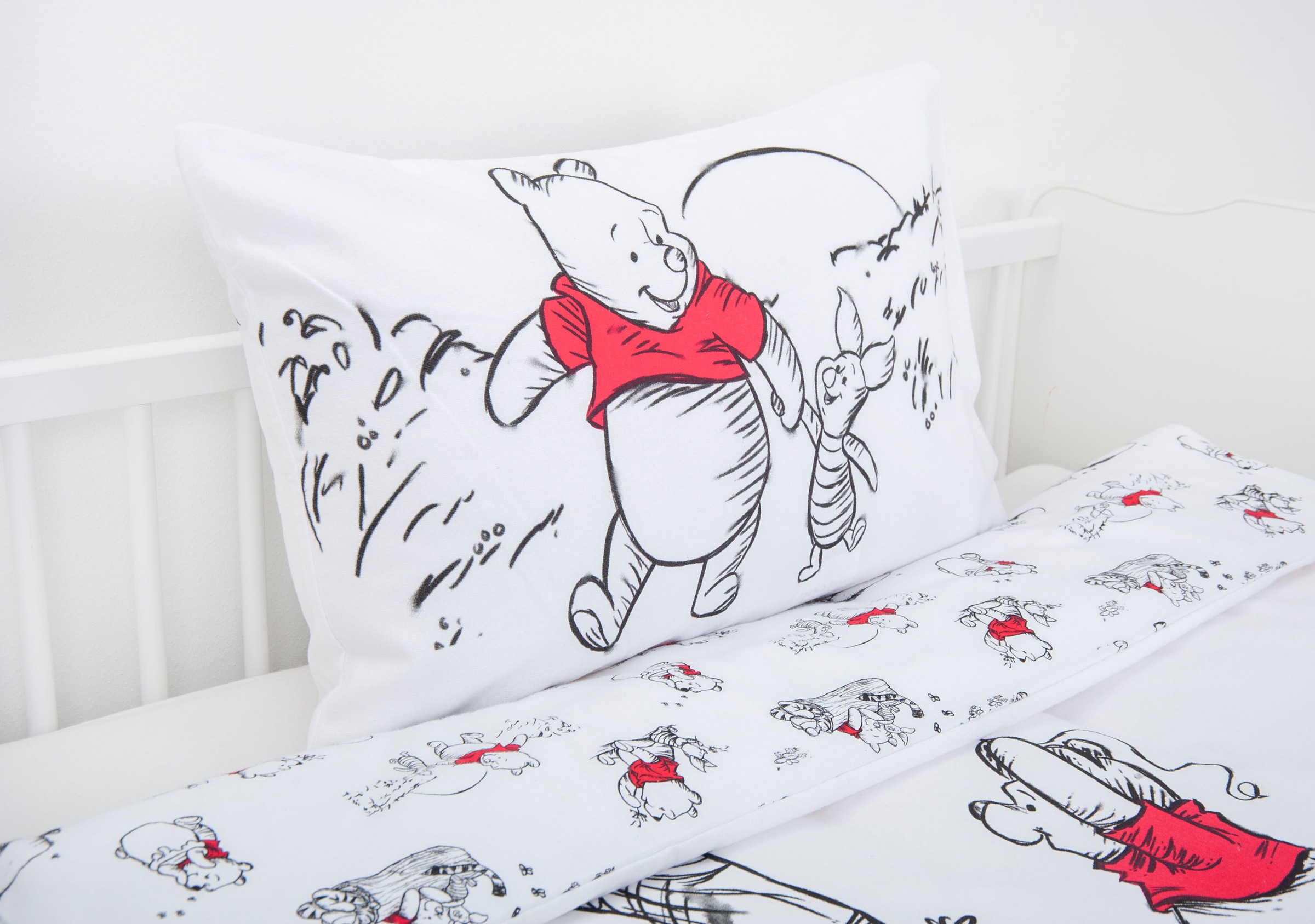 Disney Babybettwäsche »Disney´s Winnie Pooh«, mit liebevollem Motiv