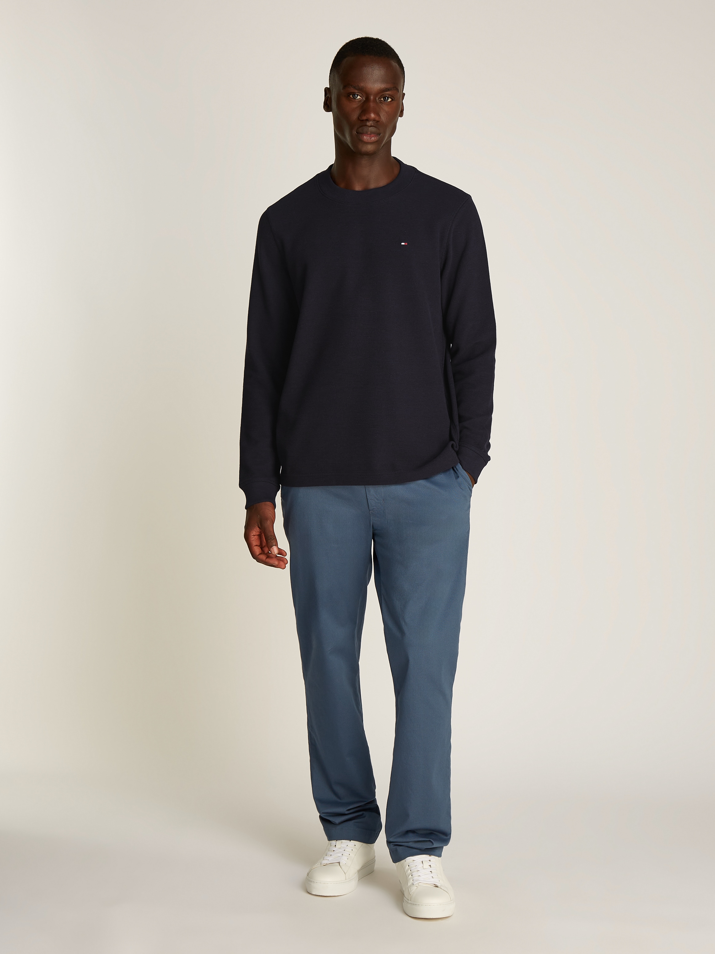 Tommy Hilfiger Rundhalspullover »TEXTURED LS TEE« mit Rundhalsausschnitt