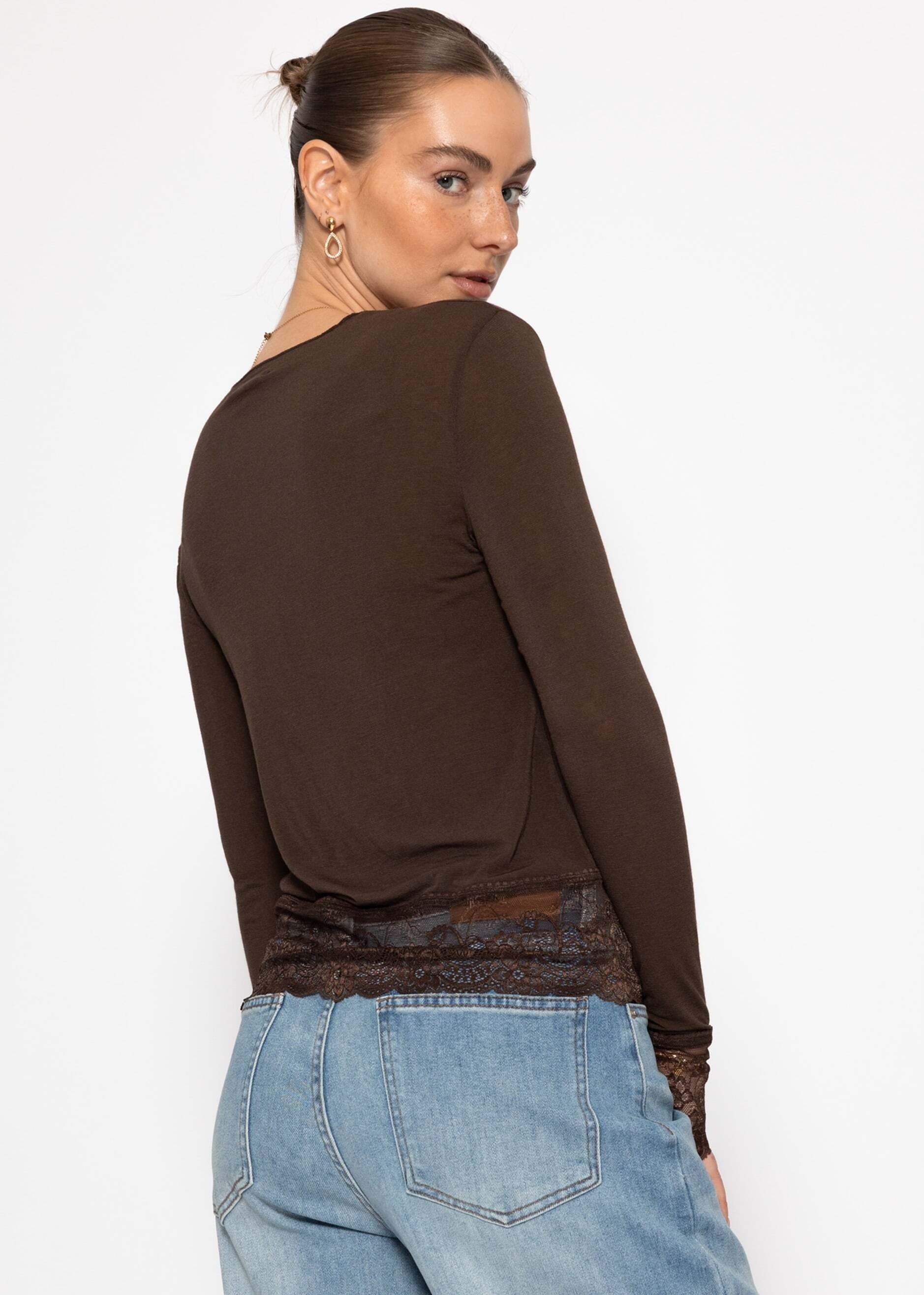 SASSYCLASSY Langarmshirt »Langarmshirt mit Spitze und Kaschmiranteil« Weiches Top mit Kashmiranteil in körpernahem Schnitt Braun
