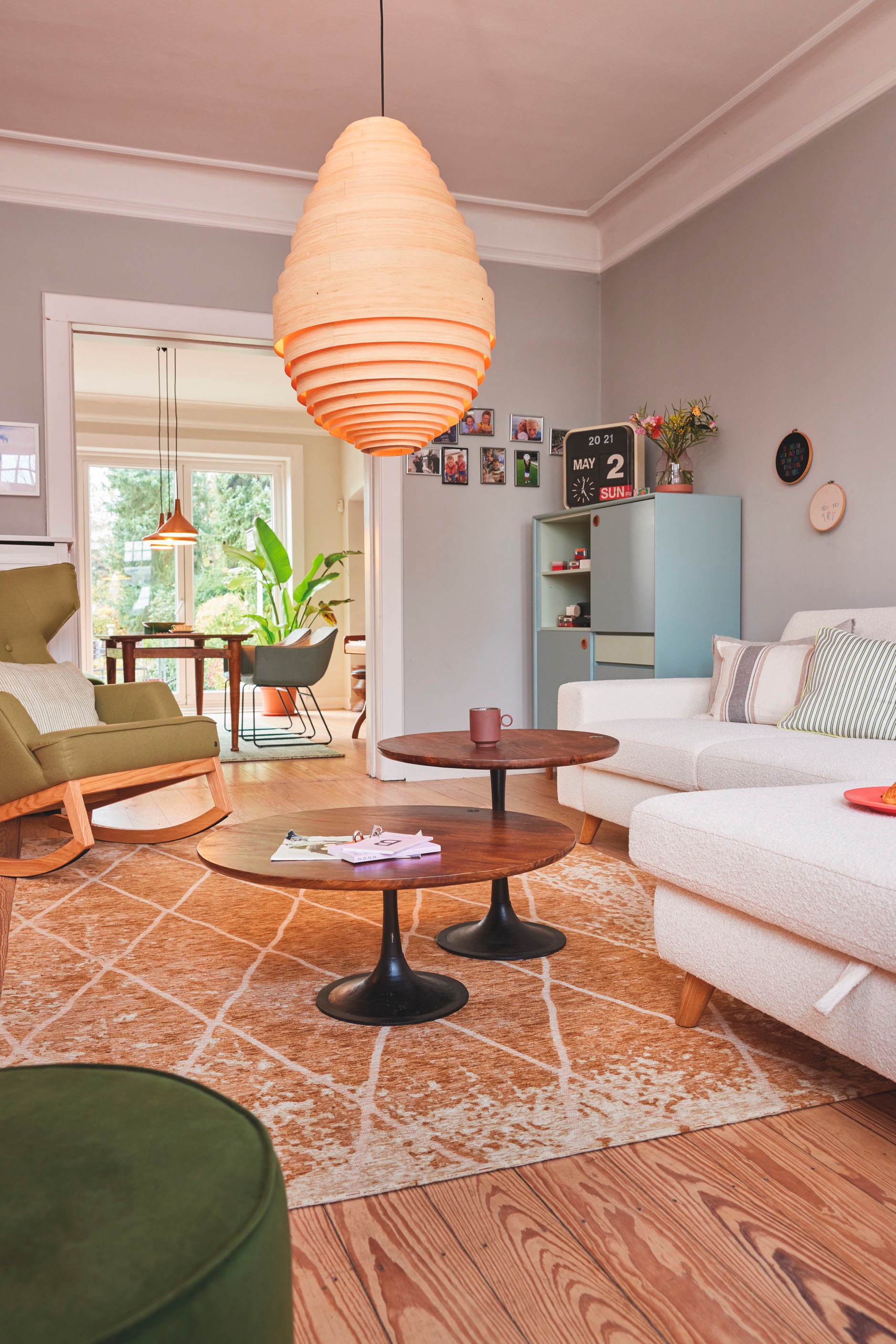 TOM TAILOR HOME Beistelltisch »T-MODERN COUCH TABLE MEDIUM«, mit eingelassenem TOM TAILOR Button