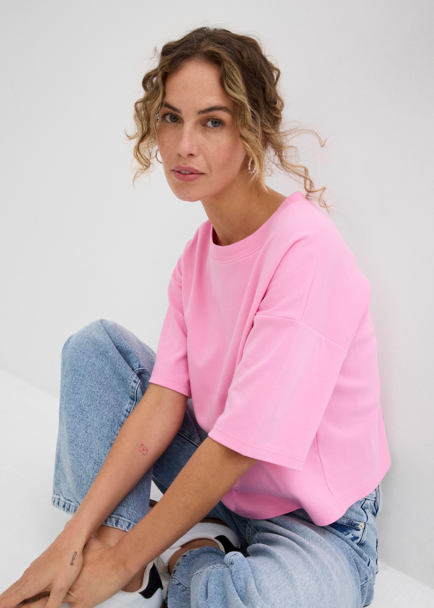 bonprix T-Shirt Oversize-Style, mit Rundhalsausschnitt, aus Baumwolle
