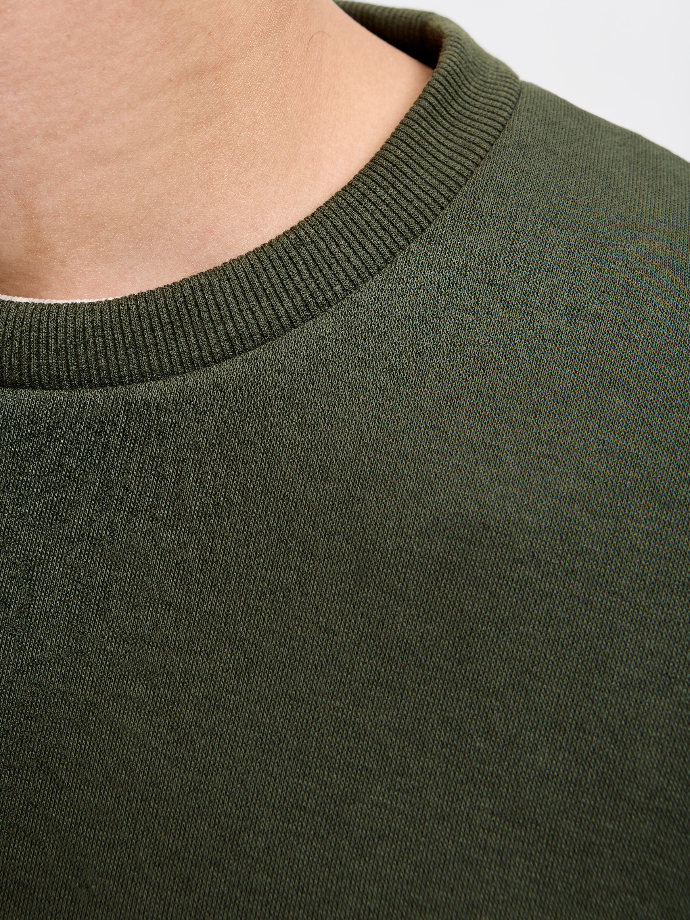 Jack & Jones Sweatshirt »JJMAKOTO SWEAT CREW NECK«
