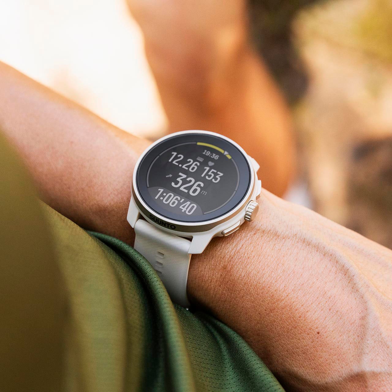 Suunto Smartwatch »RACE S«, (3'35 cm / 1'32 Zoll), 32 GB,)