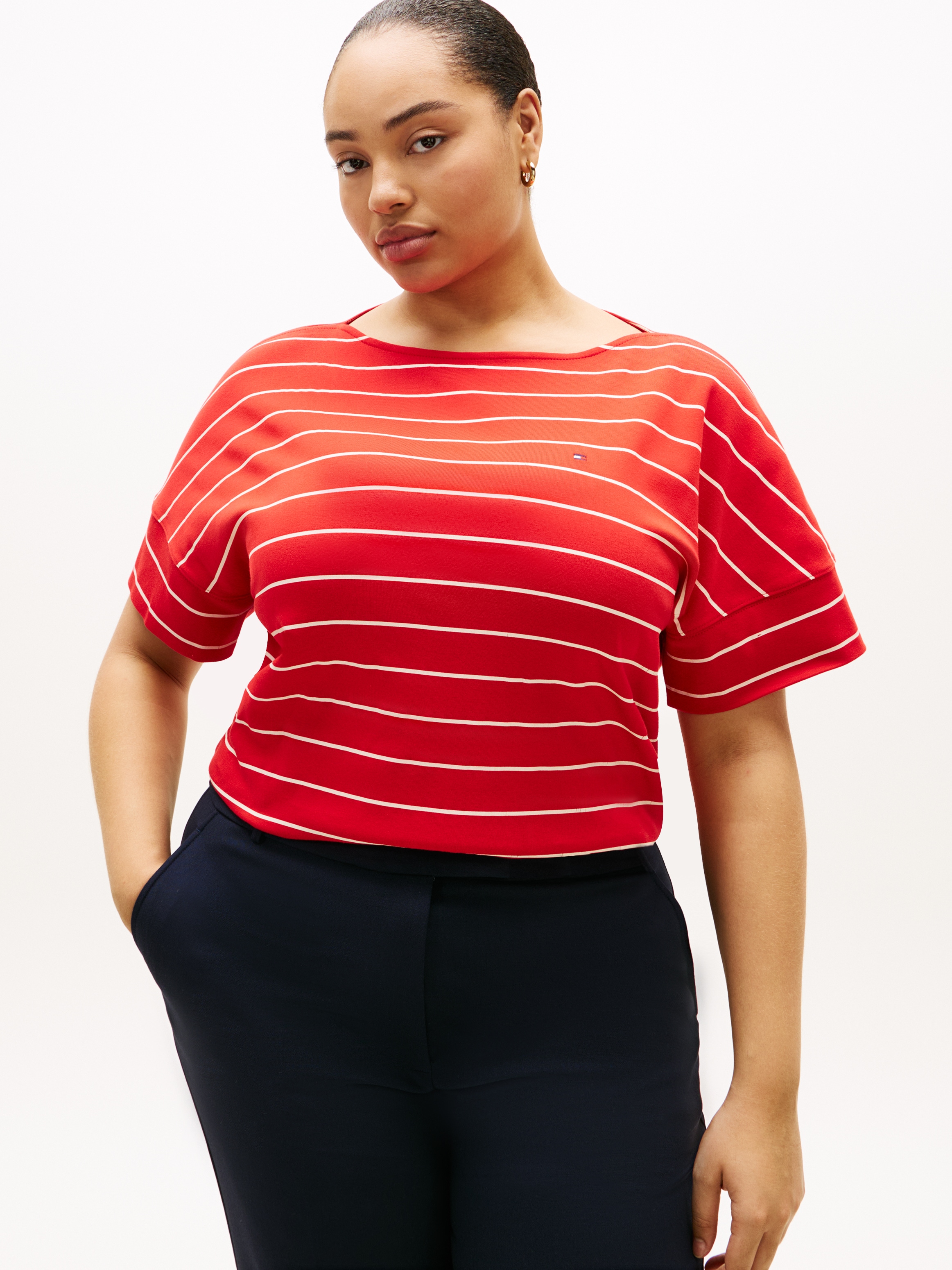 Tommy Hilfiger Curve Kurzarmshirt »CRV MDRN CODY CAP SLV C-NK TEE« in großen Größen