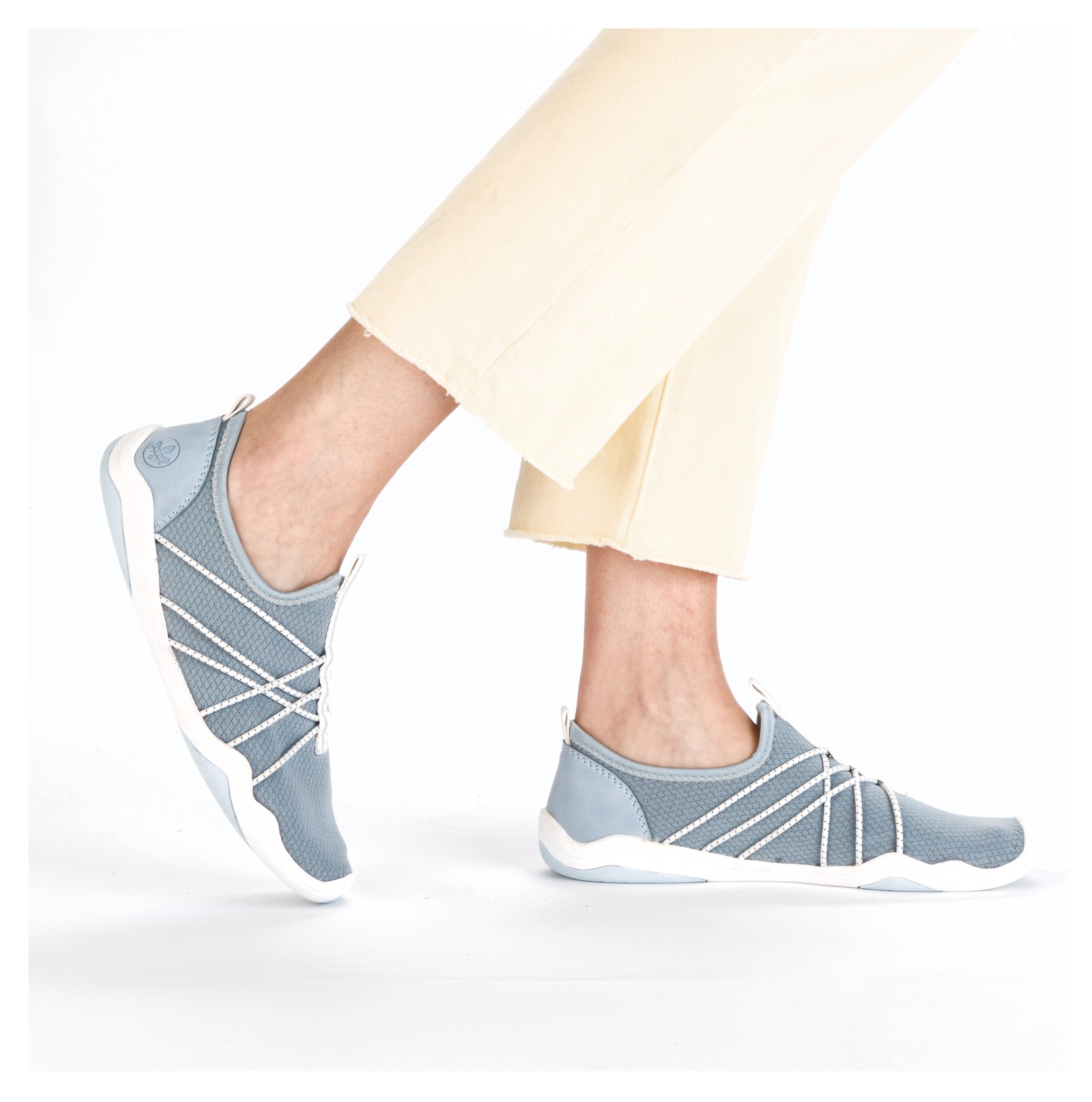 Rieker Slip-On Sneaker, Barfußschuh, Schlupfschuh, Slipper in veganer Verarbeitung