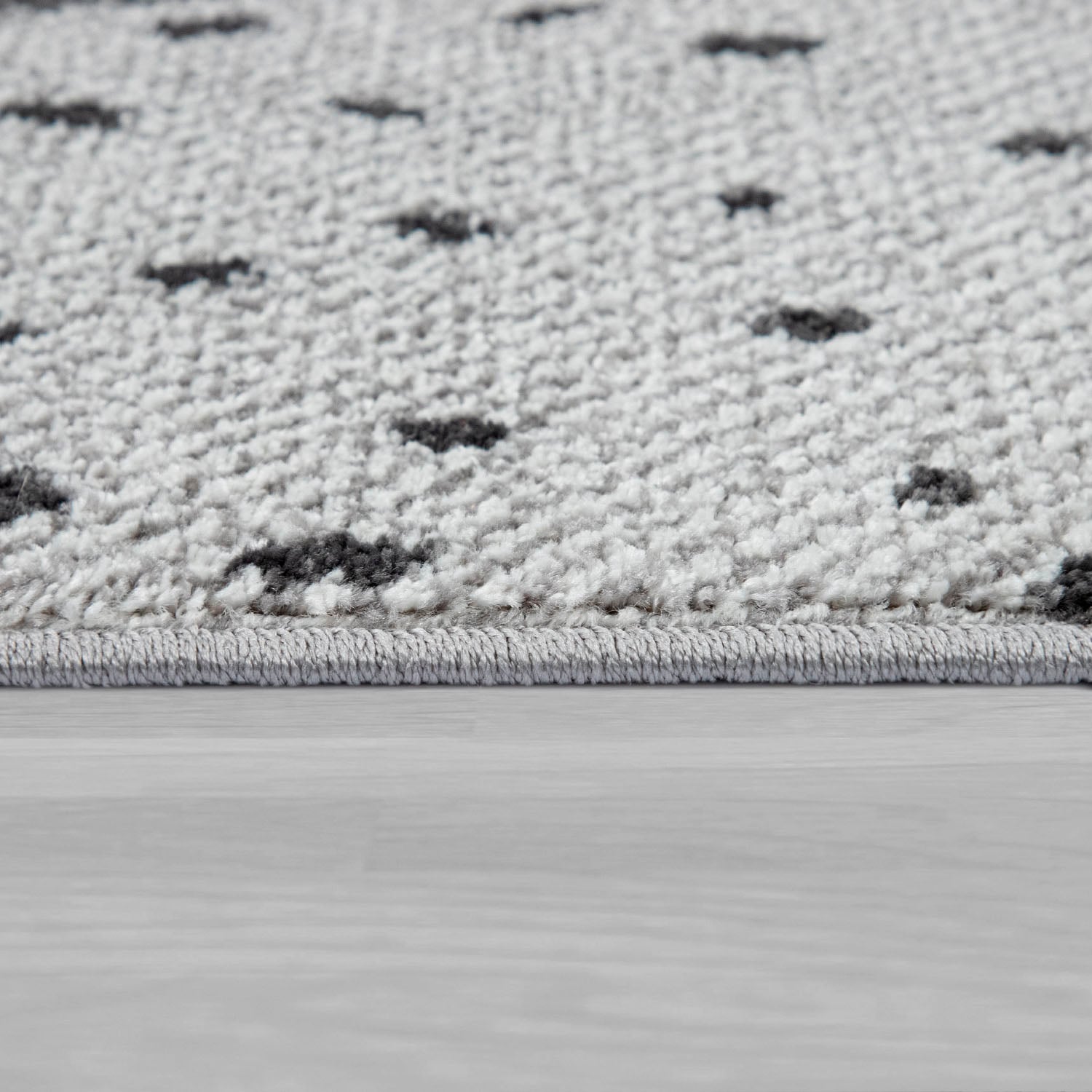 Paco Home Kinderteppich »Nino 882« rechteckig 13 mm Höhe Spielteppich, Kurzflor, Motiv Berge & Lama, Kinderzimmer