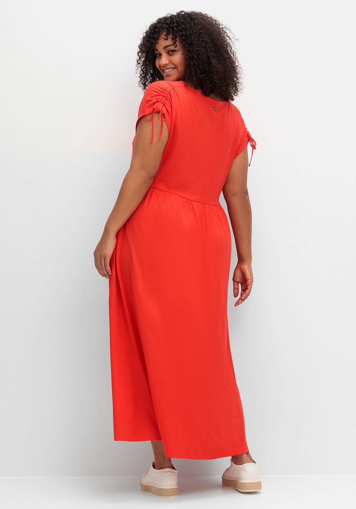 Sheego Jerseykleid »Jerseykleid mit Tunnelzug am Ärmel«