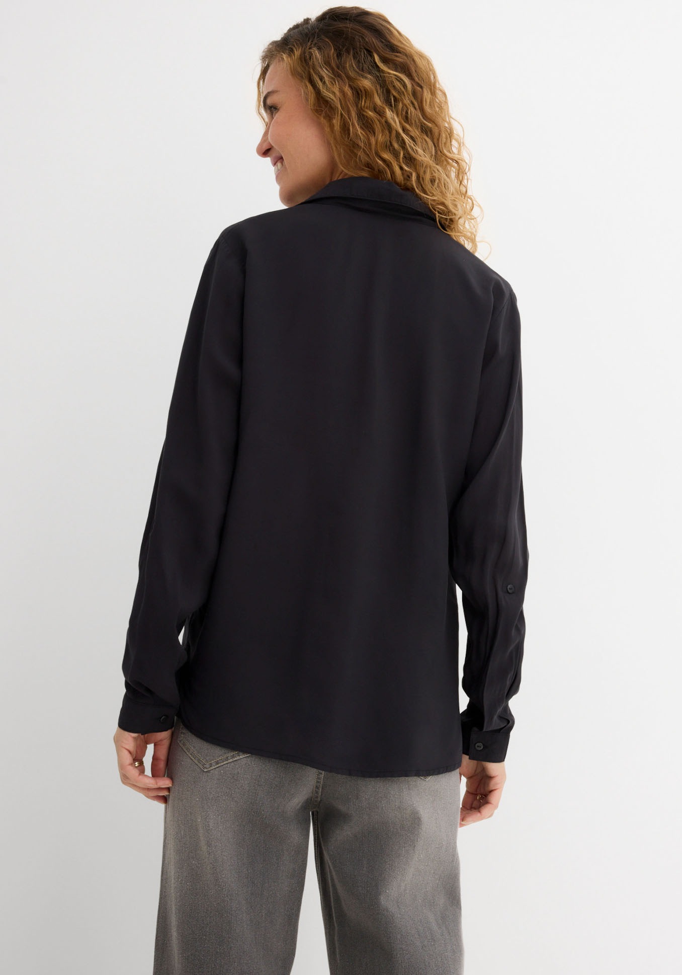 bonprix Langarmbluse figurumspielende Passform, für Casualmode, aus Viskose