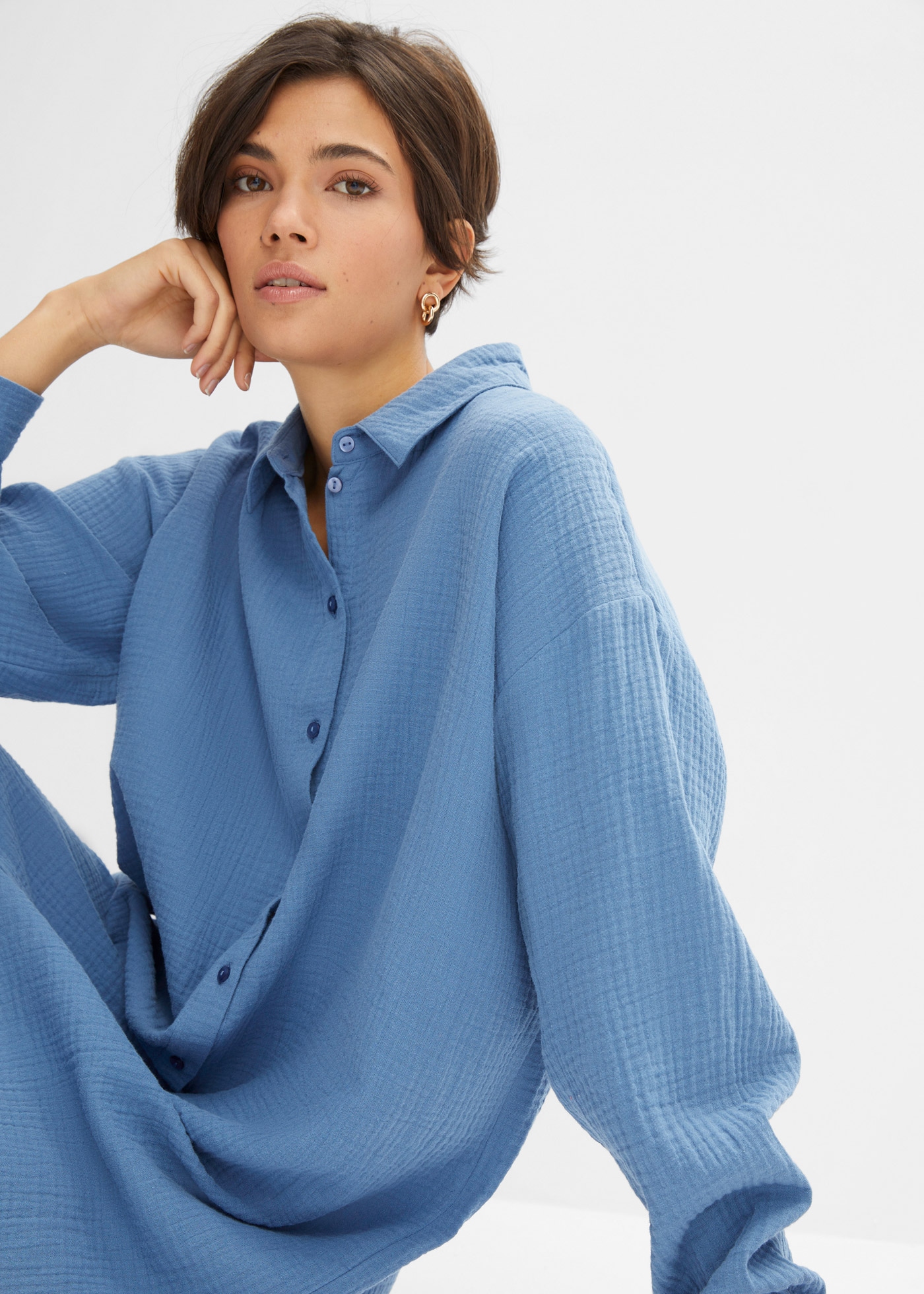 bonprix Longbluse Oversize-Passform, aus Musselin, mit langem Arm