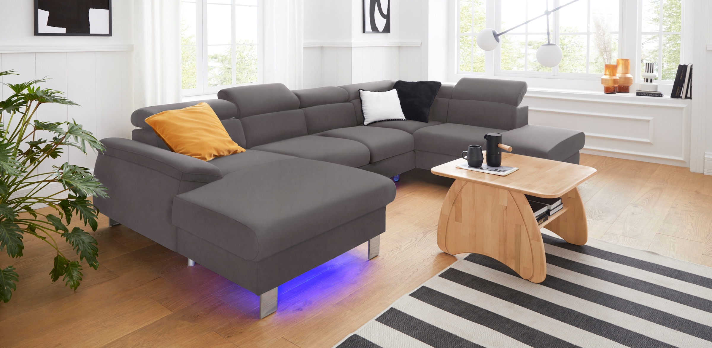 COTTA Polstergarnitur »Komaris U-Form«, (Set), Set bestehend aus: Wohnlandschaft mit Kopfteilverstellung & Hocker