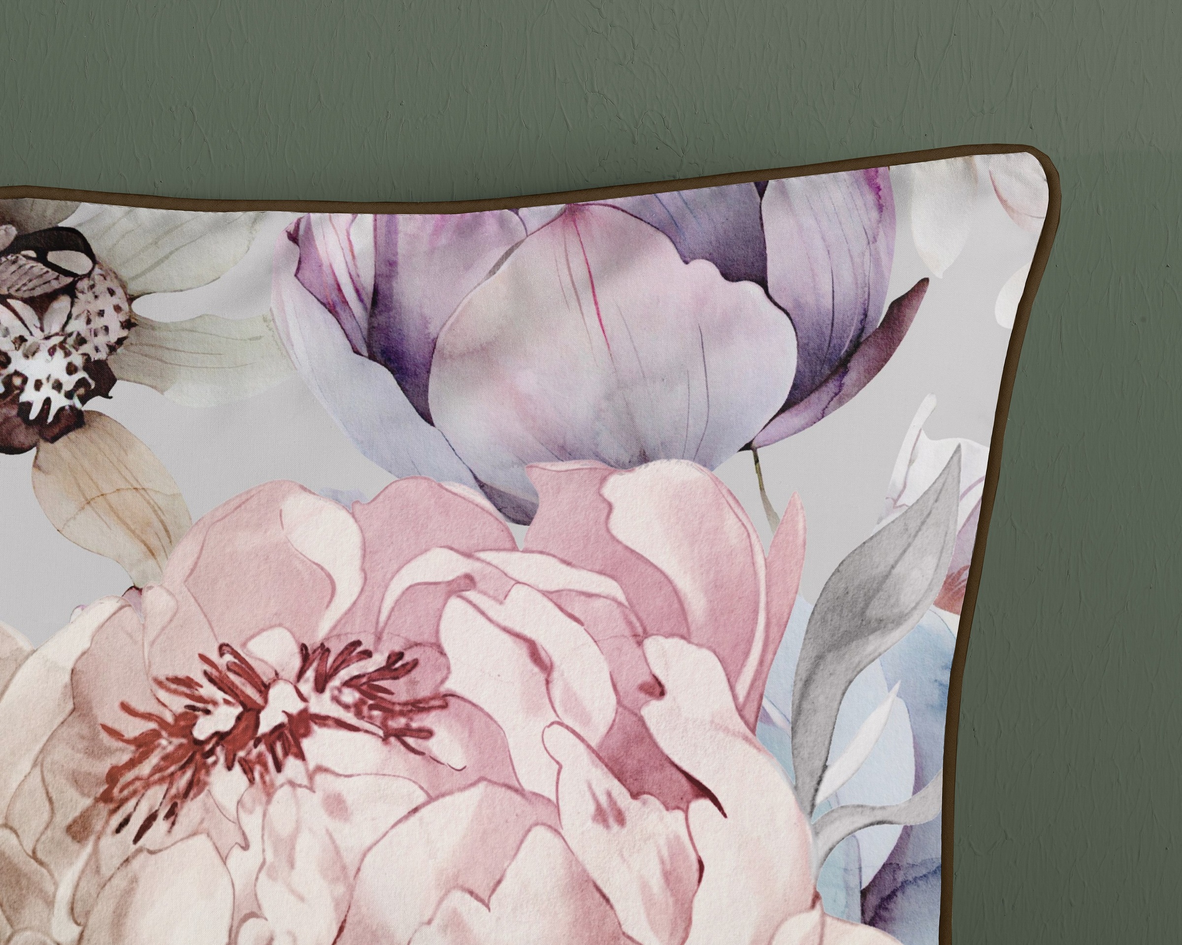 Descanso Wendebettwäsche »Colinda«, Satin, Reißverschluss, Paspel, Biese, Wendeoptik, Luxe, Blumen, grau