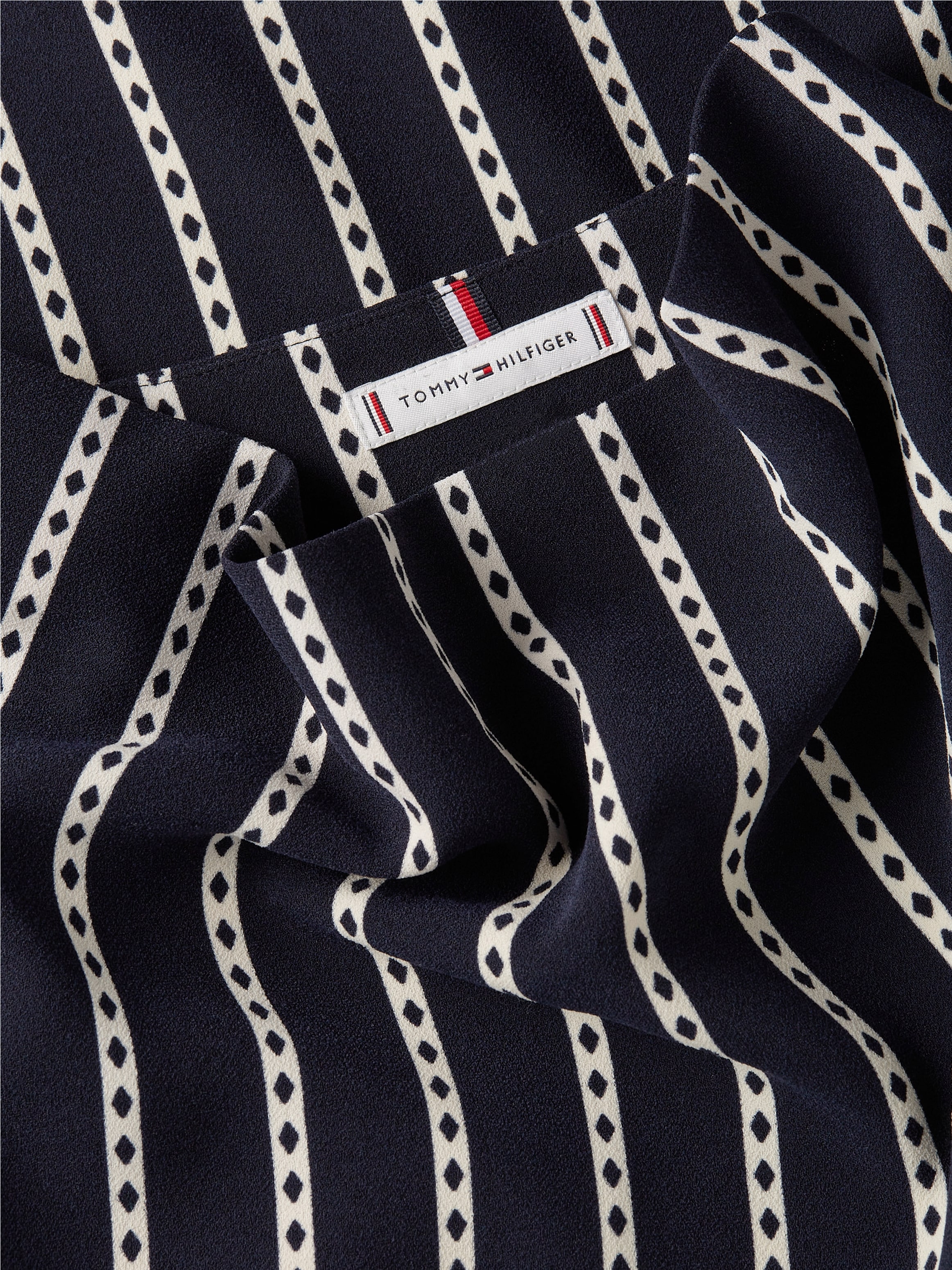 Tommy Hilfiger Blusentop »ARGYLE STRIPE COWL NECK BLOUSE«, im hüftlangen Schnitt