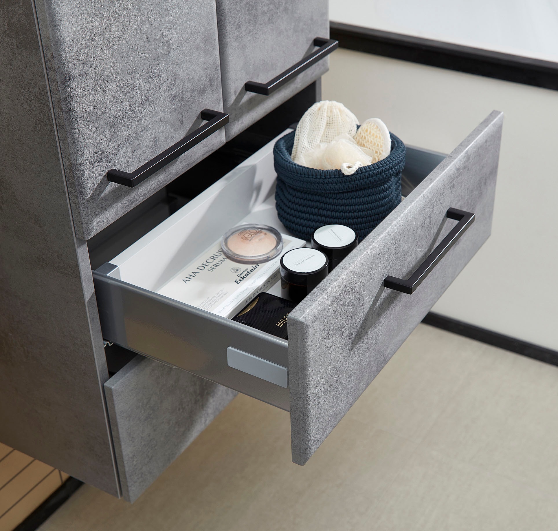 Saphir Badmöbel-Set »Quickset 945 3-teilig, Keramik-Waschtisch mit LED-Spiegelschrank«, (4 St.), Midischrank, 7 Türen, 3 Schubladen, 8 Einlegeböden, inkl. Türdämpfer