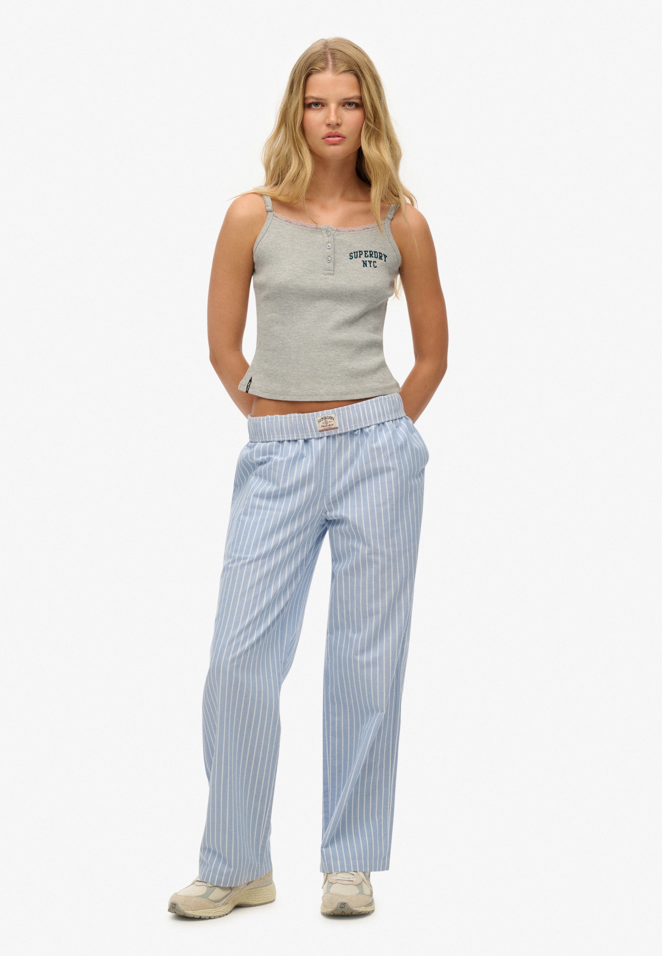 Superdry Cargohose »COTTON STRIPE ELASTIC TROUSER«  aus Baumwolle und Jersey, Relaxed Fit, gestreifte Optik