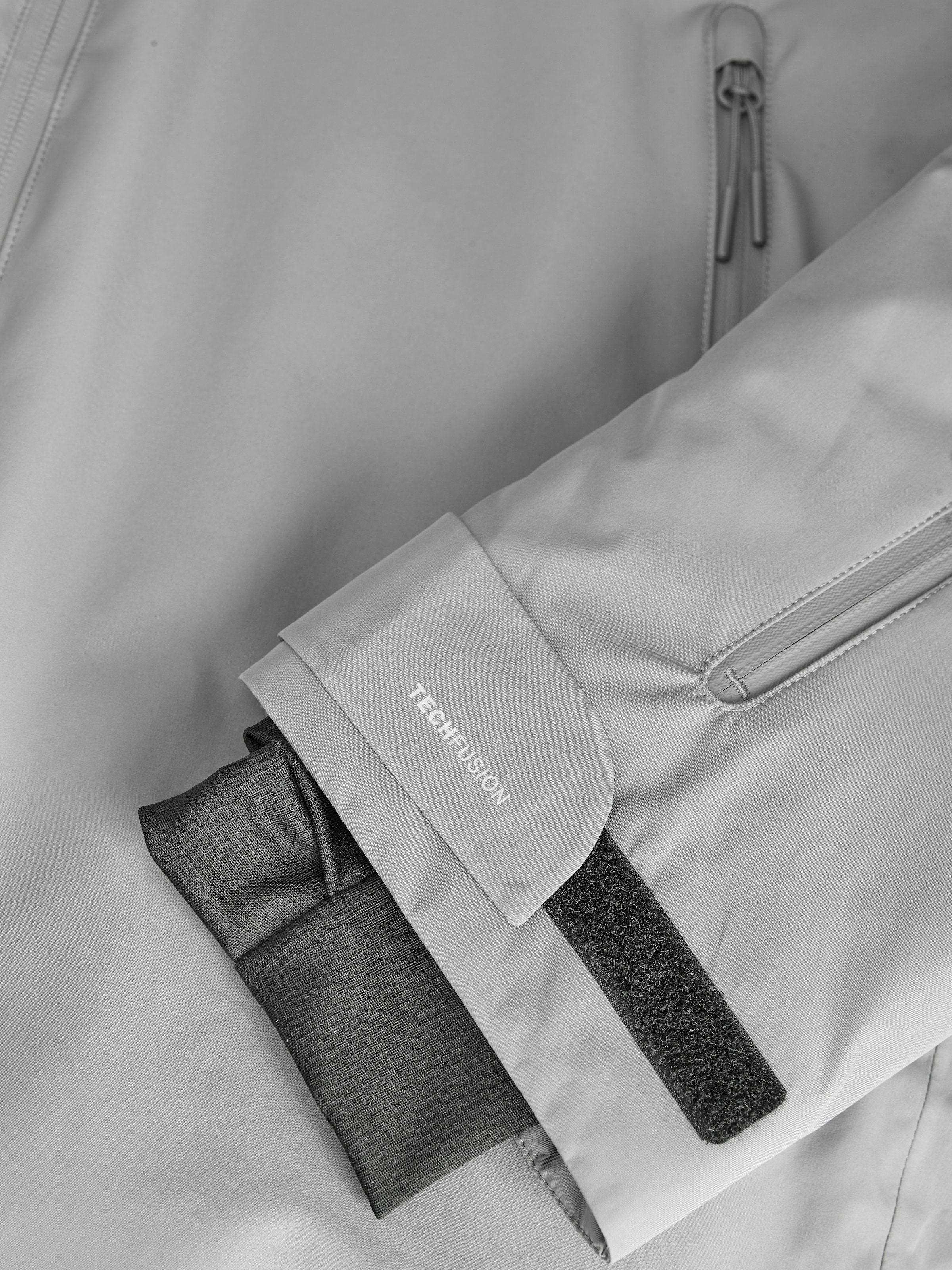 Jack & Jones Outdoorjacke »JCOFUSION TECHNICAL JACKET SN«, mit Kapuze