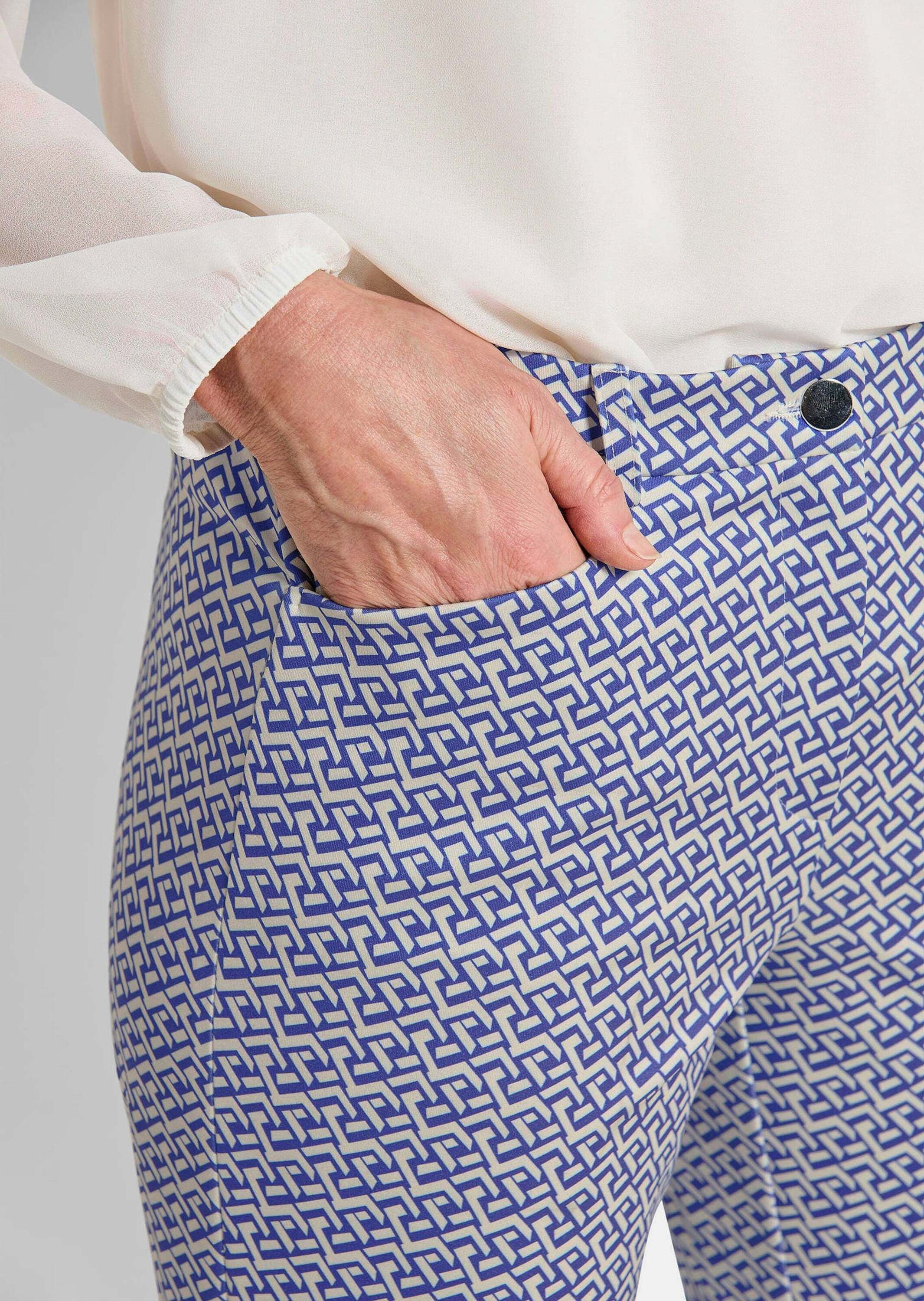 GOLDNER Stoffhose »Kurzgröße Druckhose LOUISA in Scuba-Qualität«