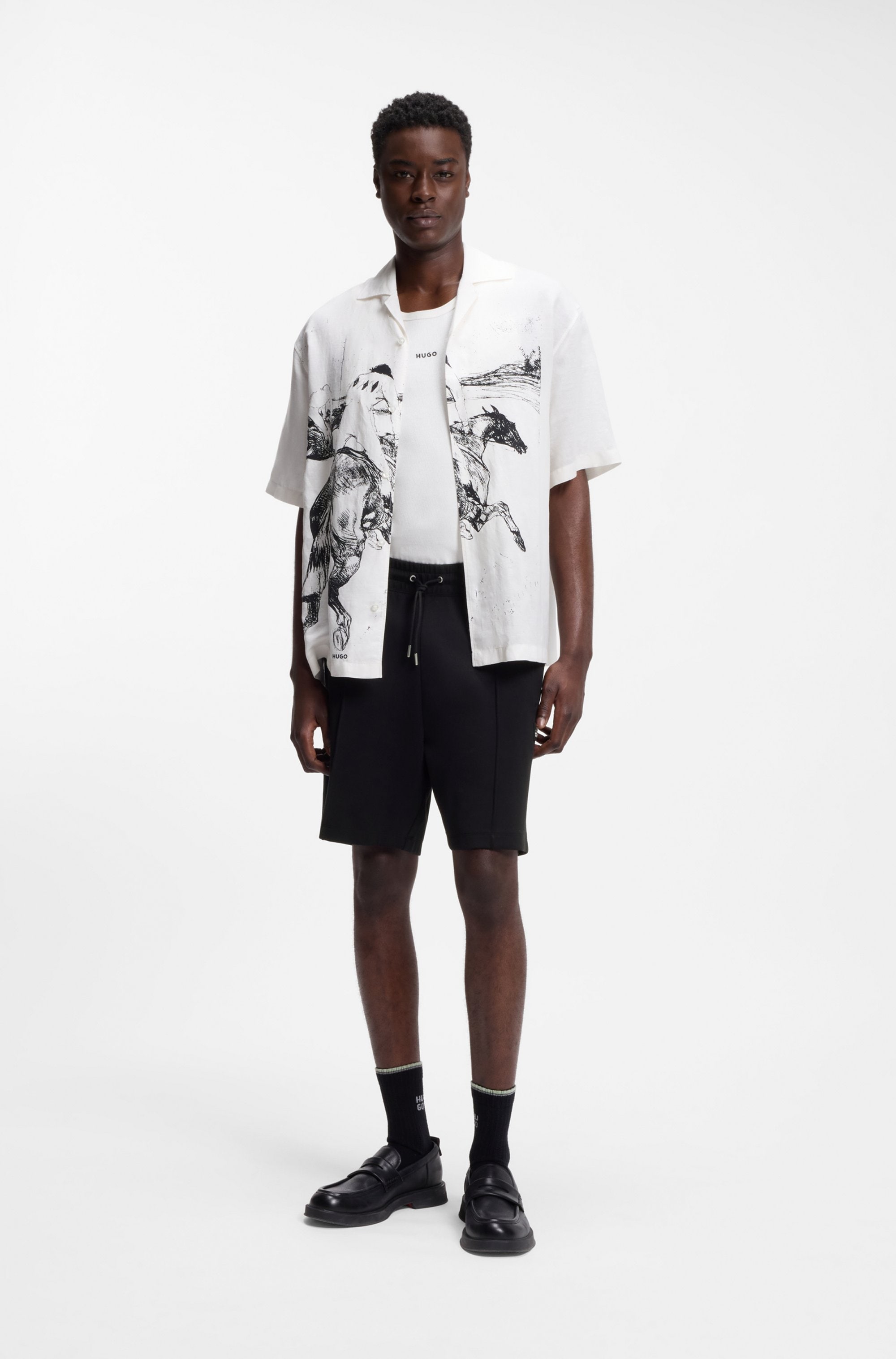 HUGO Sweatshorts »Dimacshort«  Regular Fit, Baumwoll-Mix, Eingrifftaschen