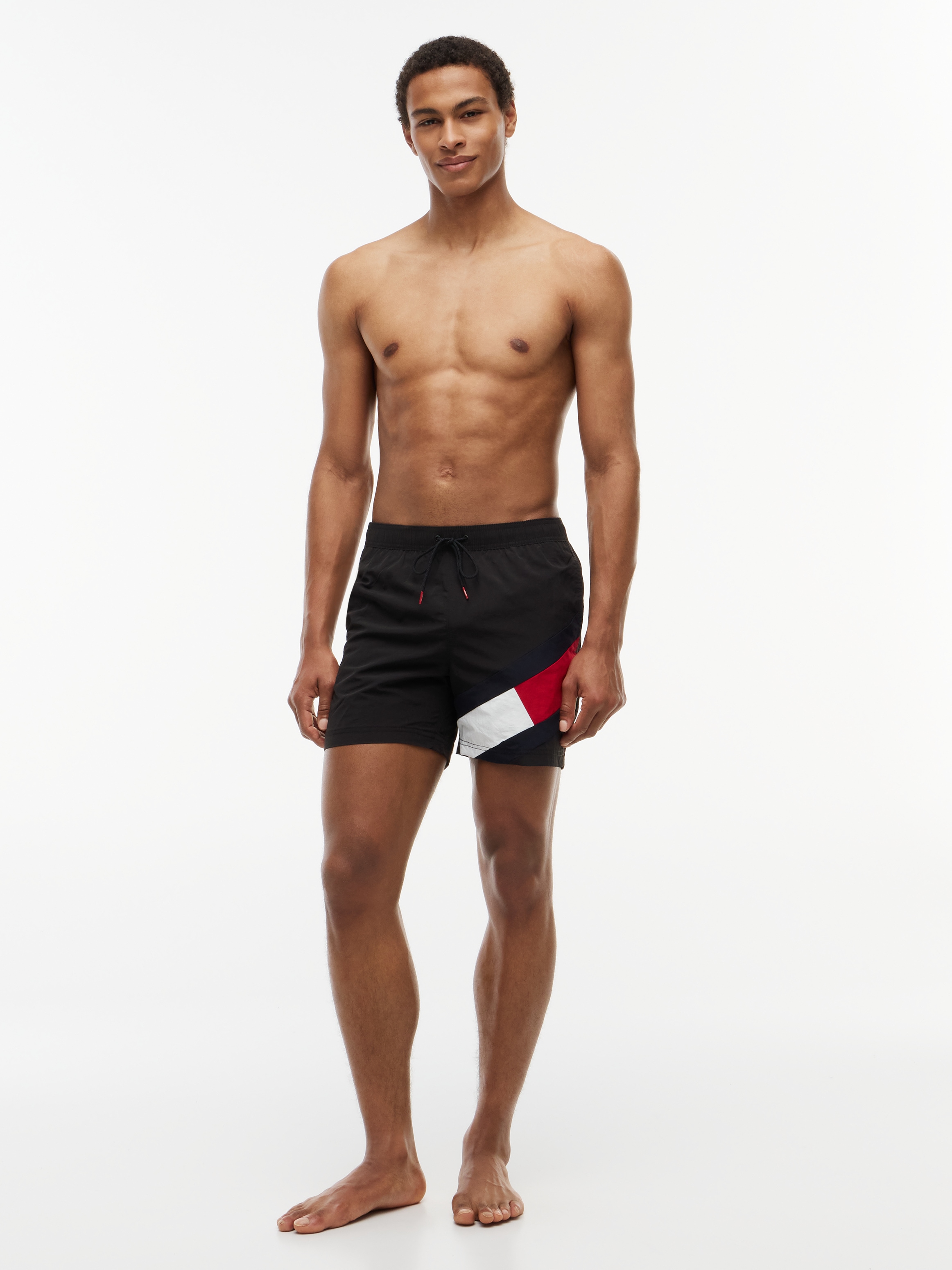 Tommy Hilfiger Swimwear Badeshorts »SF MEDIUM DRAWSTRING« mit Tommy Hilfiger Markenlabel