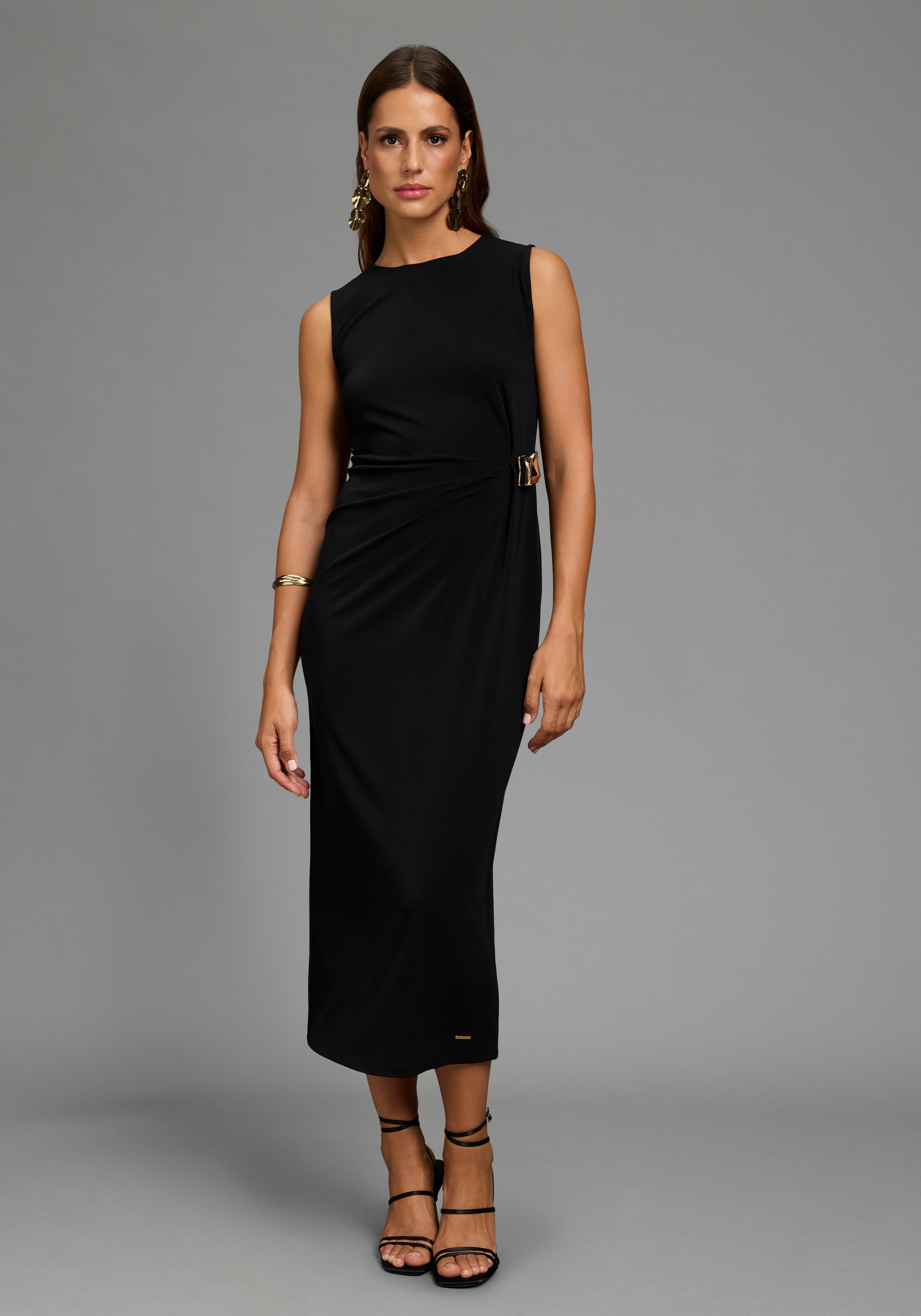 Laura Scott Abendkleid »mit Schmuck-Element« aus elastischem Jersey-Material, figurbetonte Passform, knöchelfrei