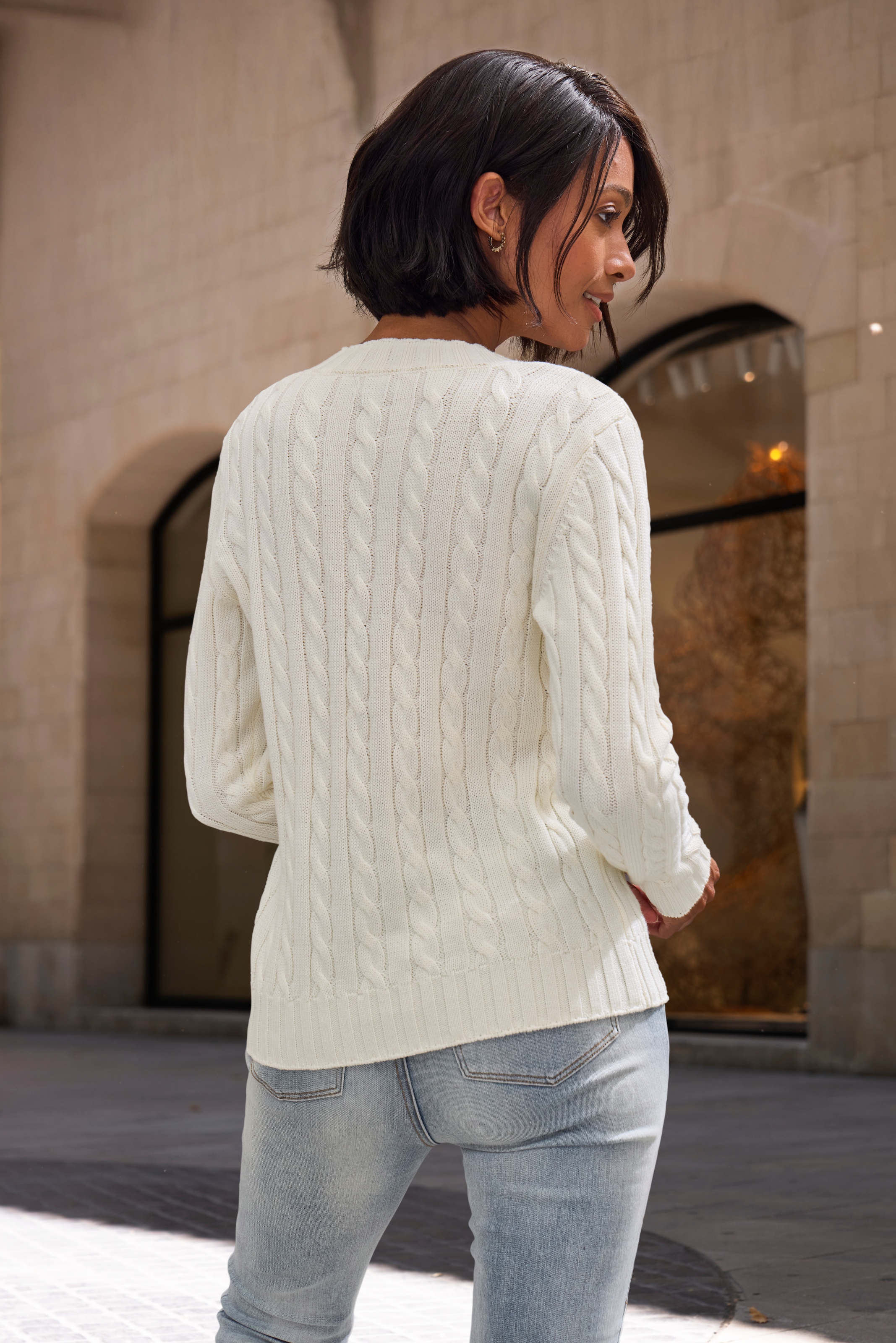 LASCANA V-Ausschnitt-Pullover mit Zopfstrickmuster