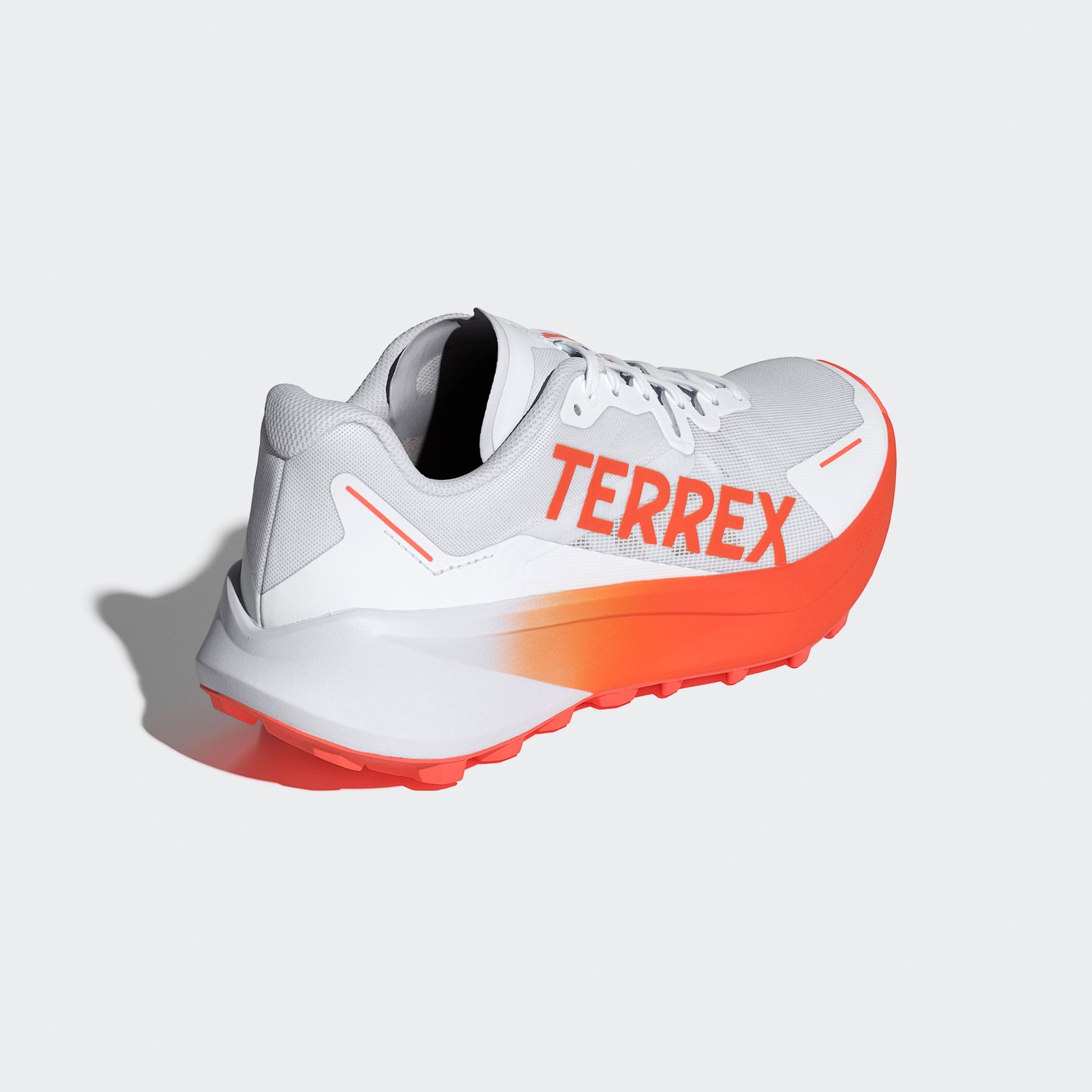 adidas TERREX Trailrunningschuh »TERREX AGRAVIC 3 TRAILRUNNING«, Trail-Runningschuhe