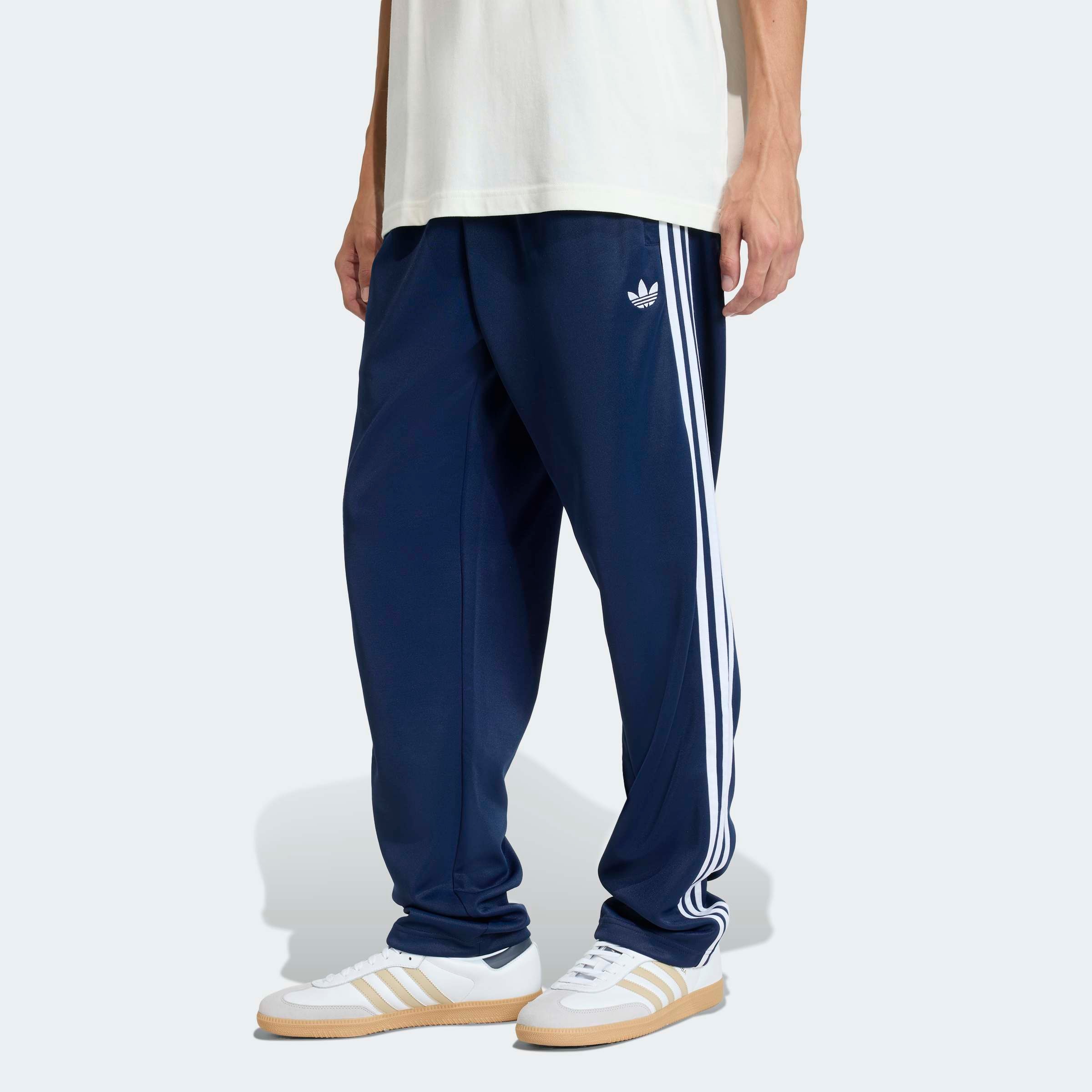 adidas Originals Sporthose »SST REG TP«