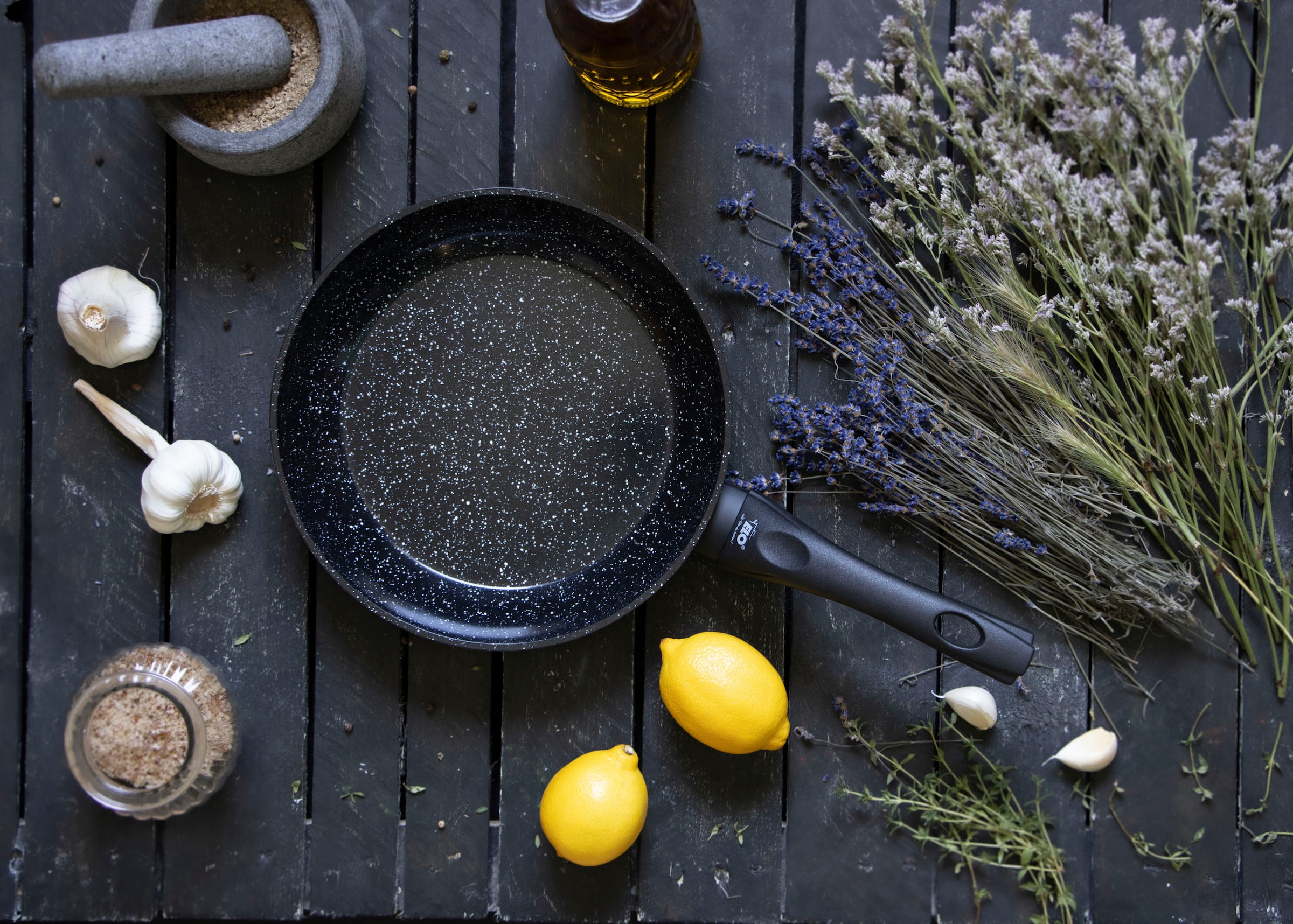 Elo Pfannen-Set »Pure Belugo« Aluminium Set, 1x Bratpfanne Ø 24 cm, 1x Bratpfanne Ø 28 cm, 2 Stk. tlg. Induktion