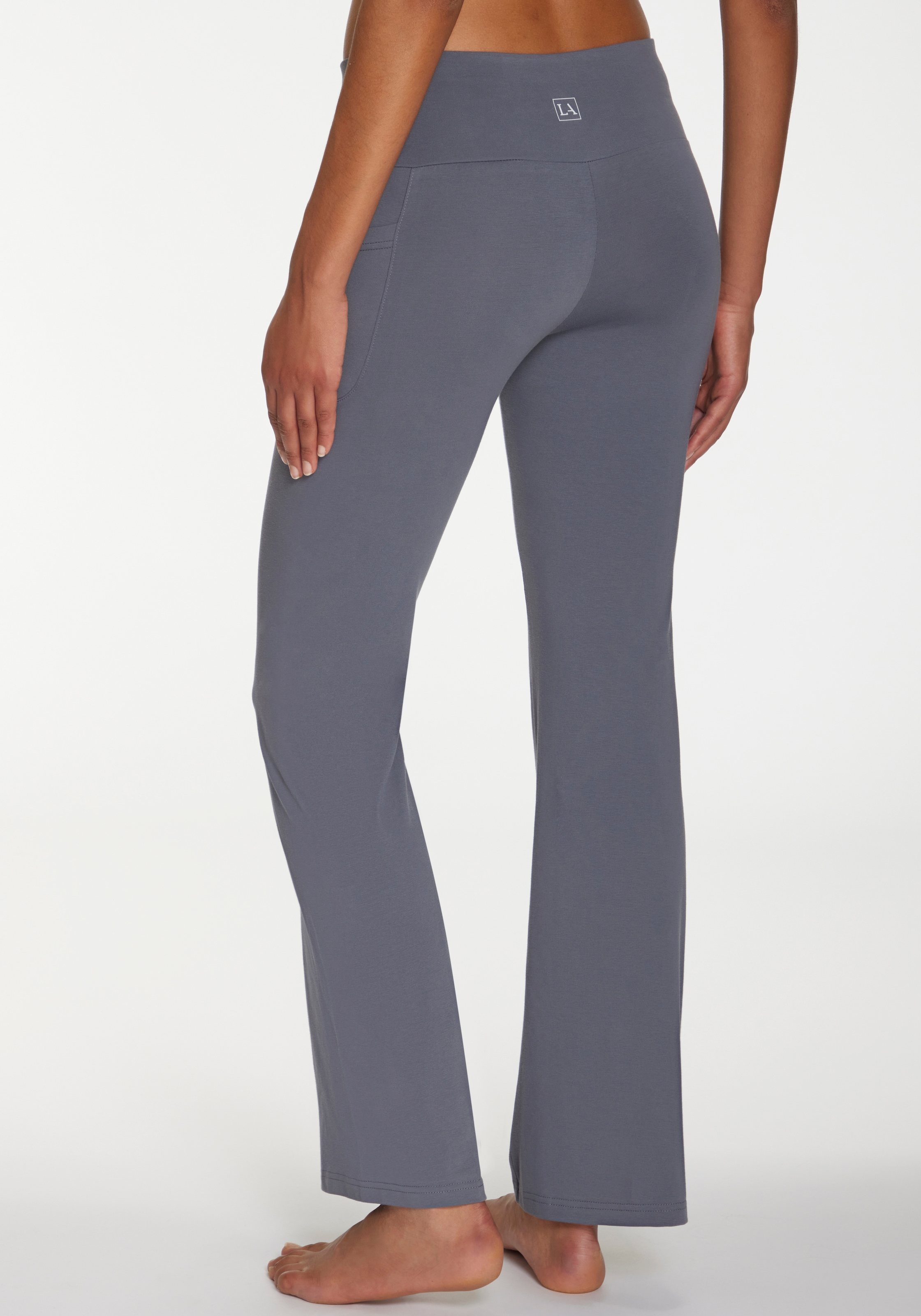 LASCANA ACTIVE Jazzpants, mit Handytasche, Loungewear