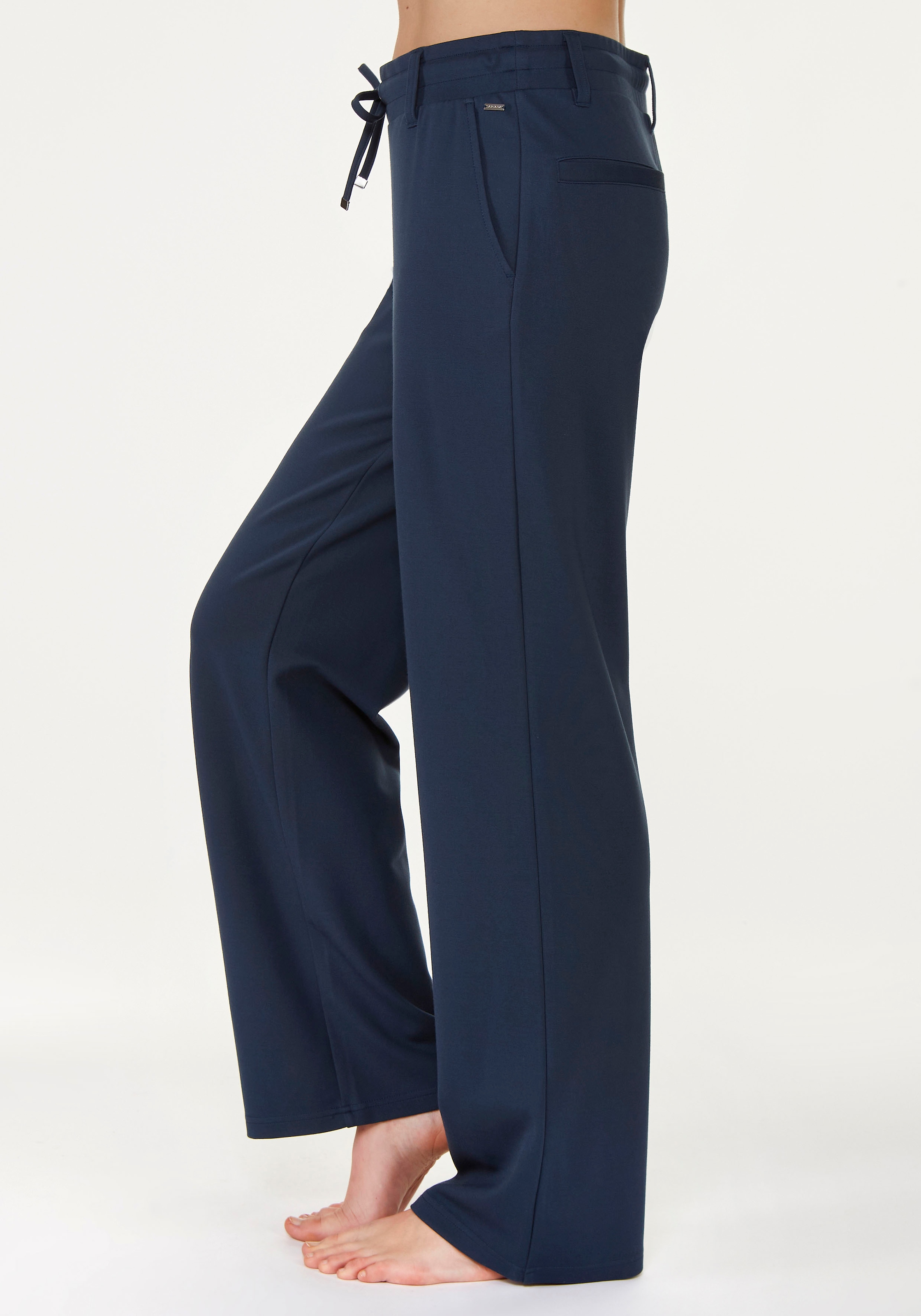 LASCANA Homewearhose  in weich fließendem Material, Loungewear