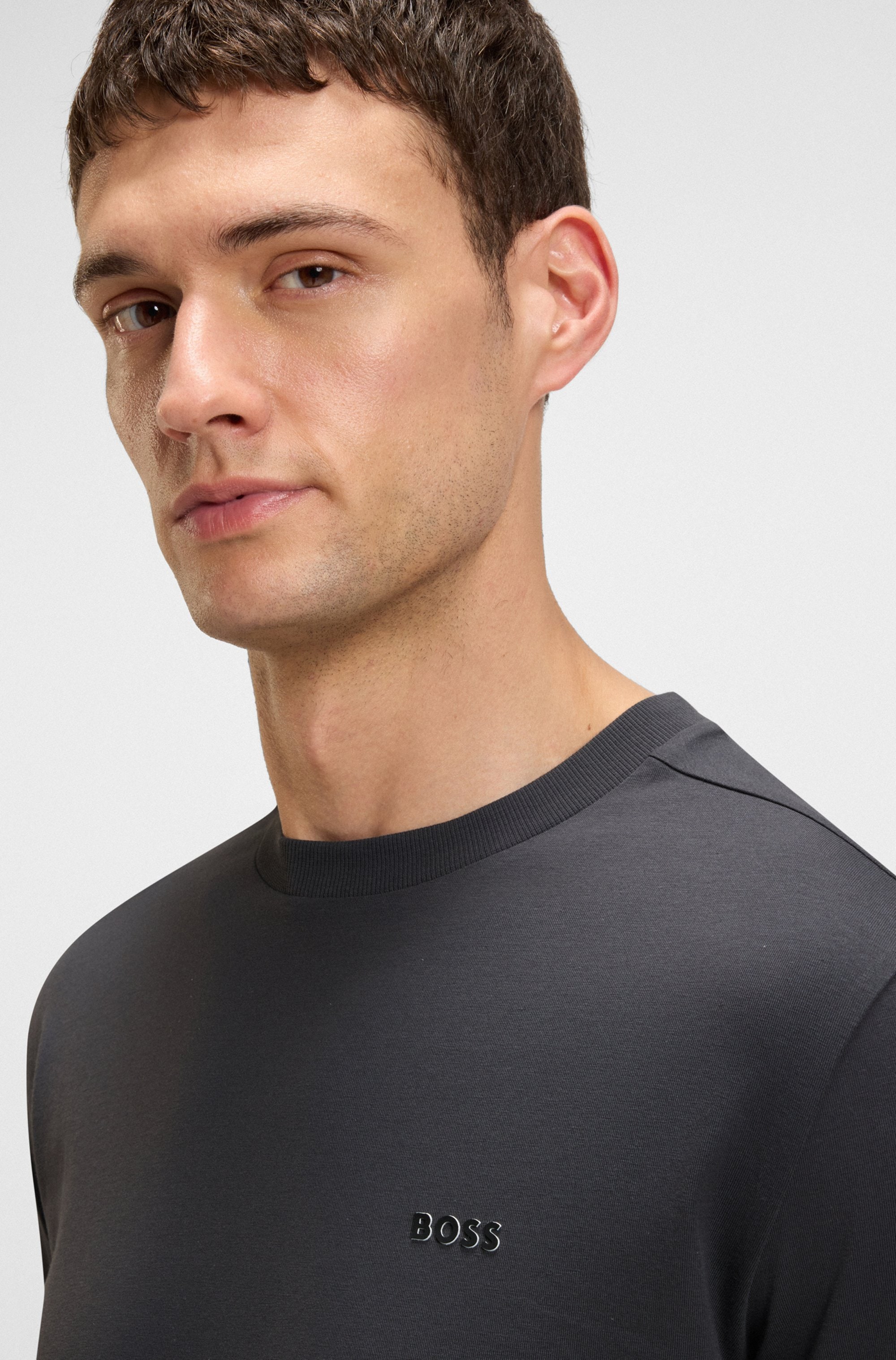 BOSS GREEN Rundhalsshirt »Tee«, mit gummiertem Kontrast-Logo