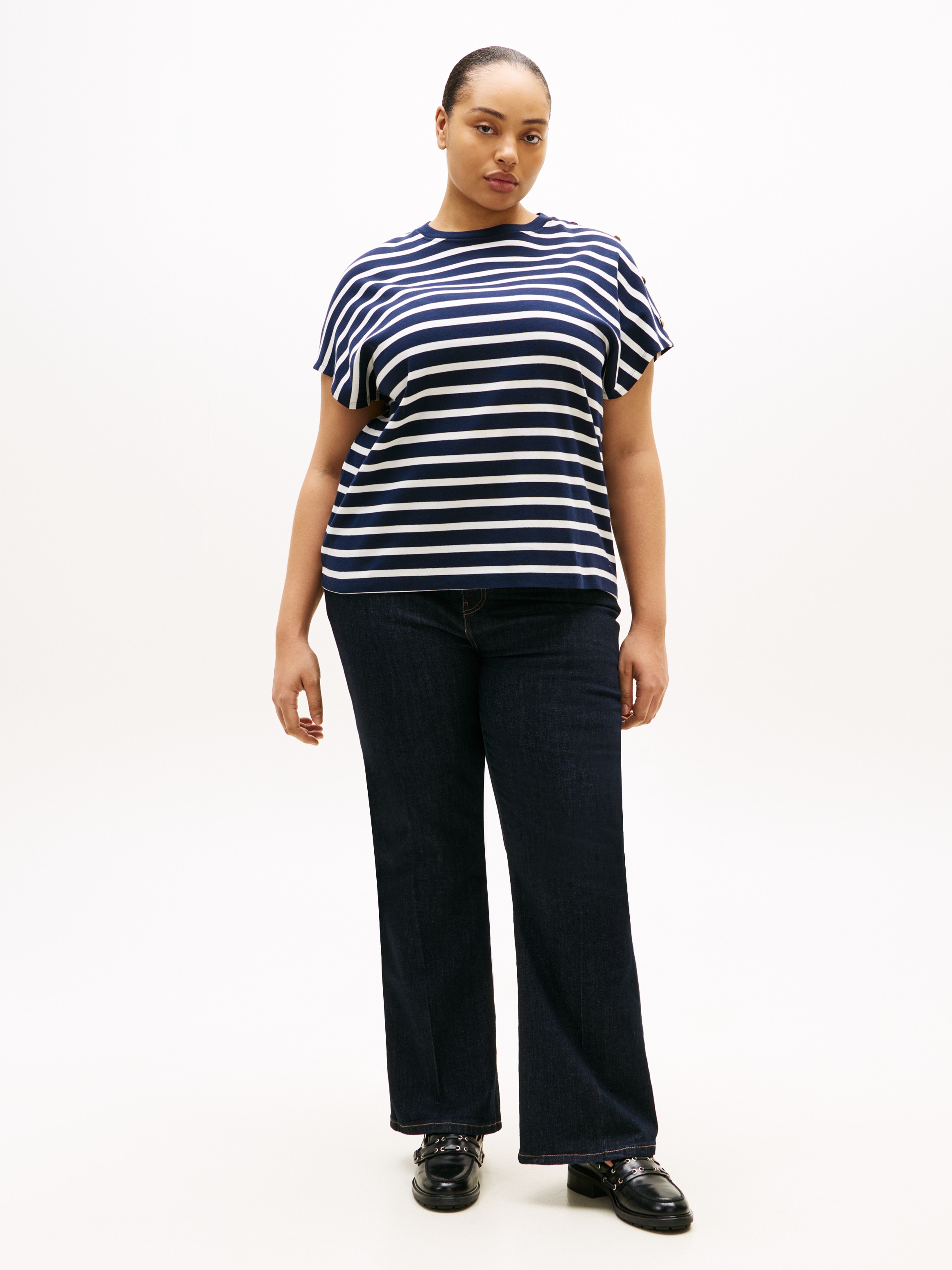 Tommy Hilfiger Curve Kurzarmshirt »CRV GOLD BUTTON SS TEE«, in großen Größen
